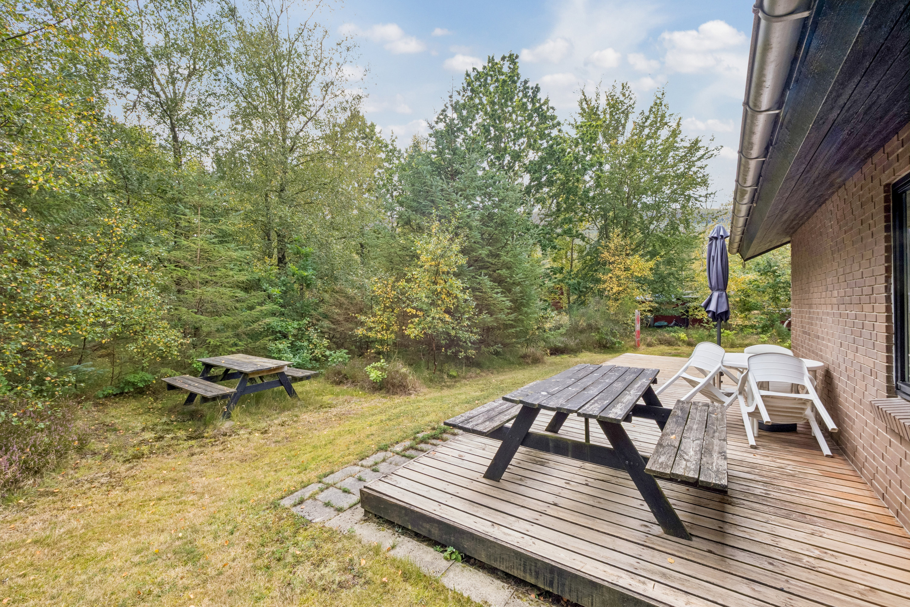 Fremhævet terrasse billede i fuldskærmstilstand. Billede af Engelstskovvej 20, Færker Vig, 7884 Fur