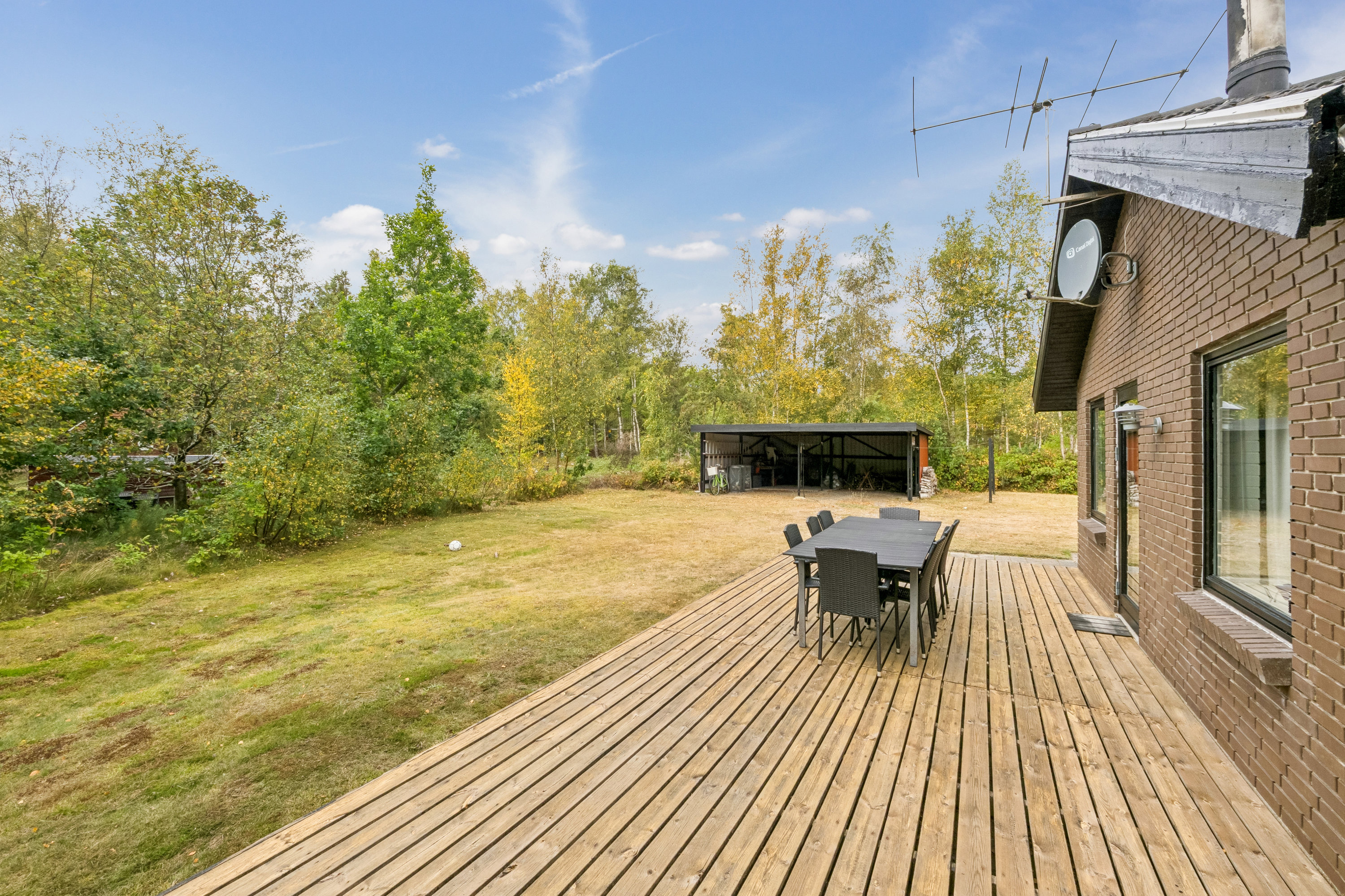 Fremhævet ejendom 1 billede i fuldskærmstilstand. Billede af Engelstskovvej 20, Færker Vig, 7884 Fur