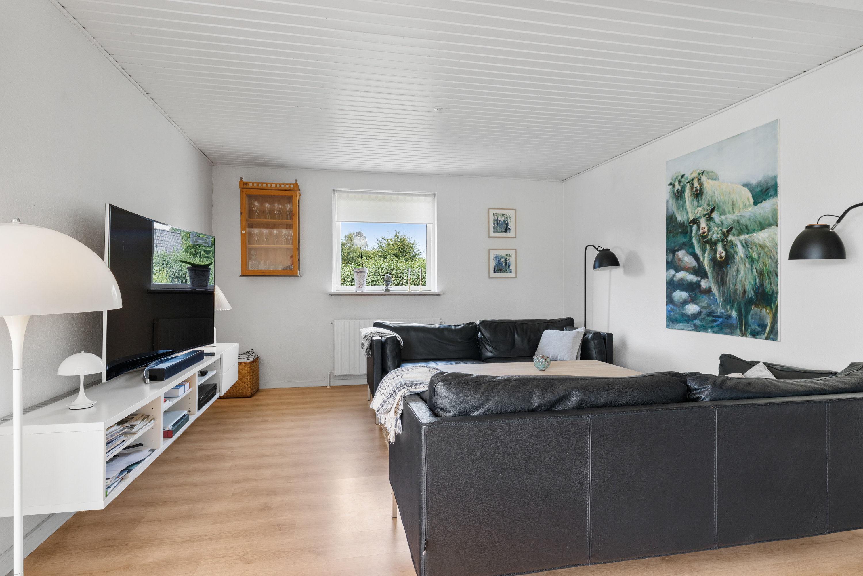 Fremhævet stue billede i fuldskærmstilstand. Billede af Faldsledvej 5, Håstrup, 5600 Faaborg