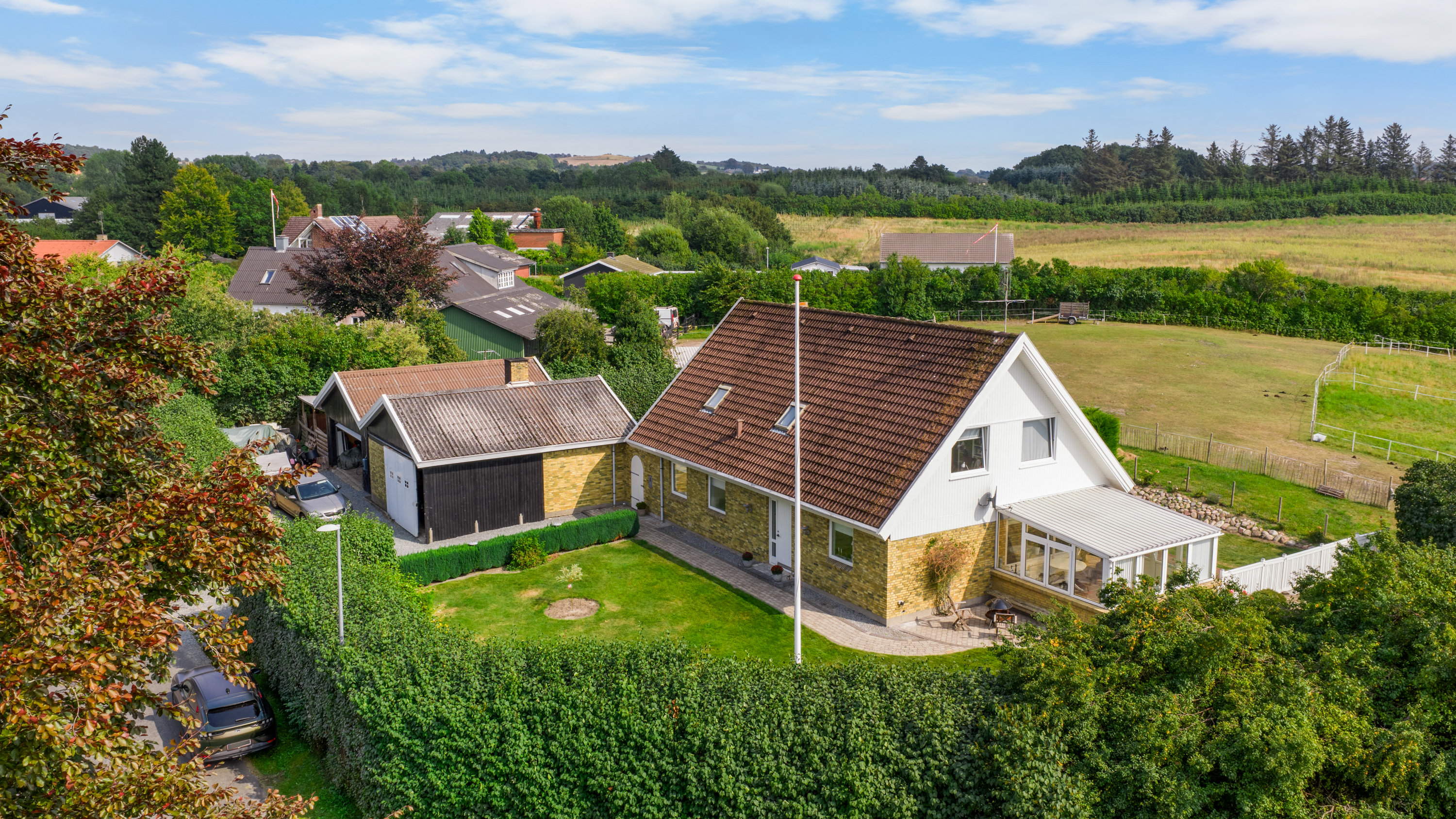 Fremhævet facade billede i fuldskærmstilstand. Billede af Faldsledvej 5, Håstrup, 5600 Faaborg