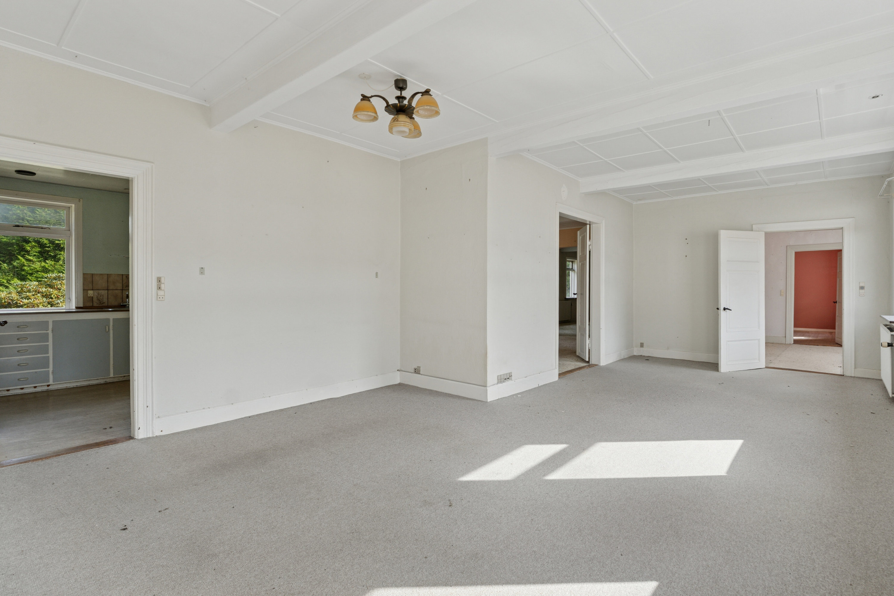 Fremhævet stue billede i fuldskærmstilstand. Billede af Rønnevej 70, Bodilsker, 3730 Nexø