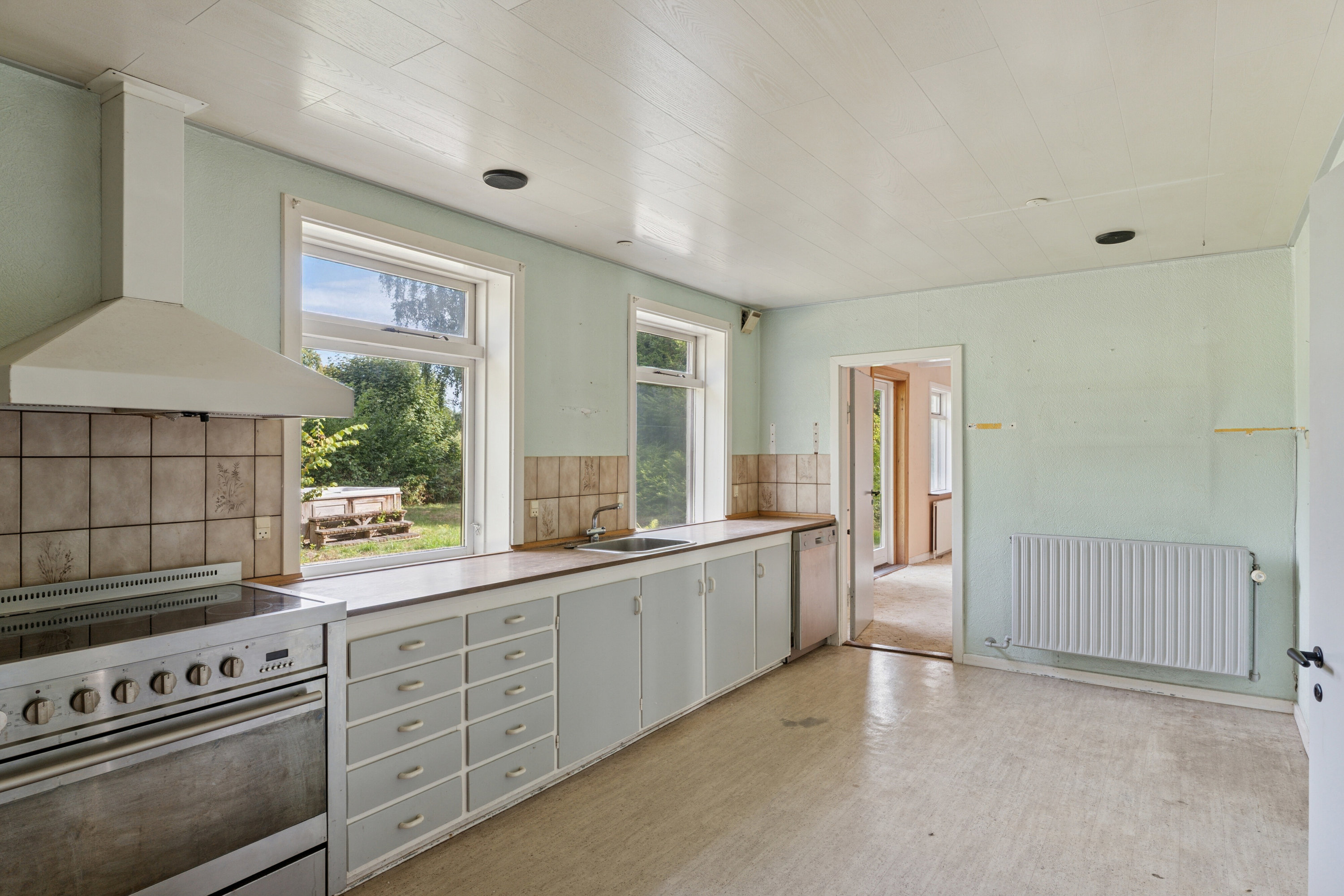 Fremhævet køkken billede i fuldskærmstilstand. Billede af Rønnevej 70, Bodilsker, 3730 Nexø