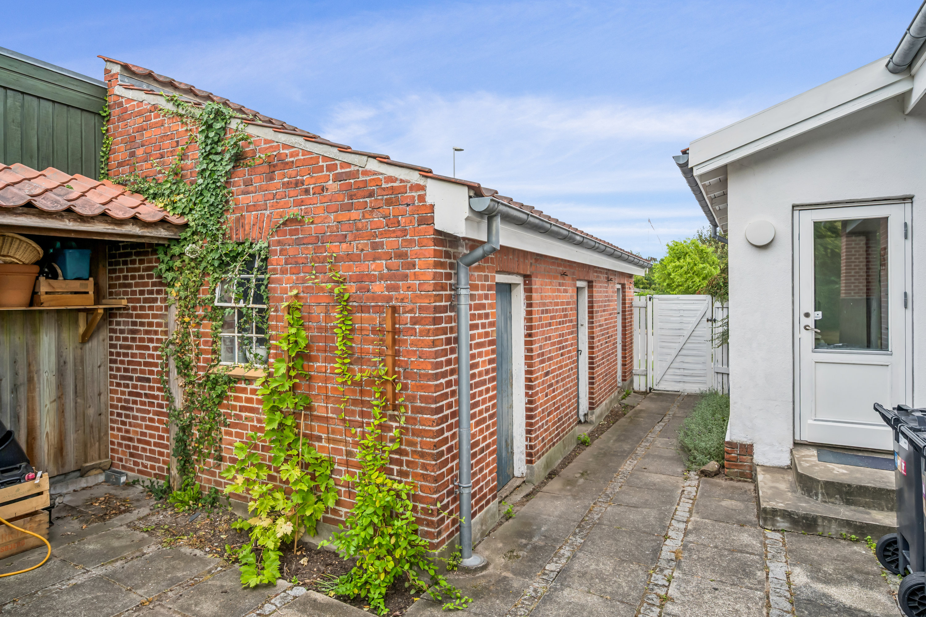 Fremhævet ejendom 1 billede i fuldskærmstilstand. Billede af Solbakken 15, 8240 Risskov