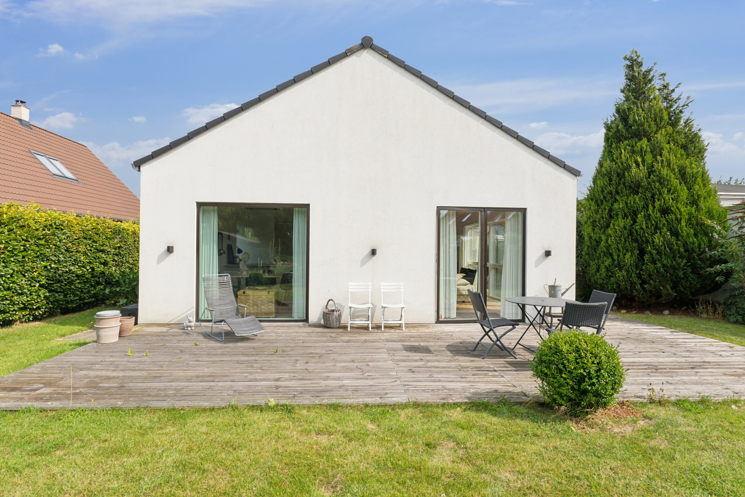 Fremhævet set fra haven billede i fuldskærmstilstand. Billede af Christiansdal 25, 2610 Rødovre