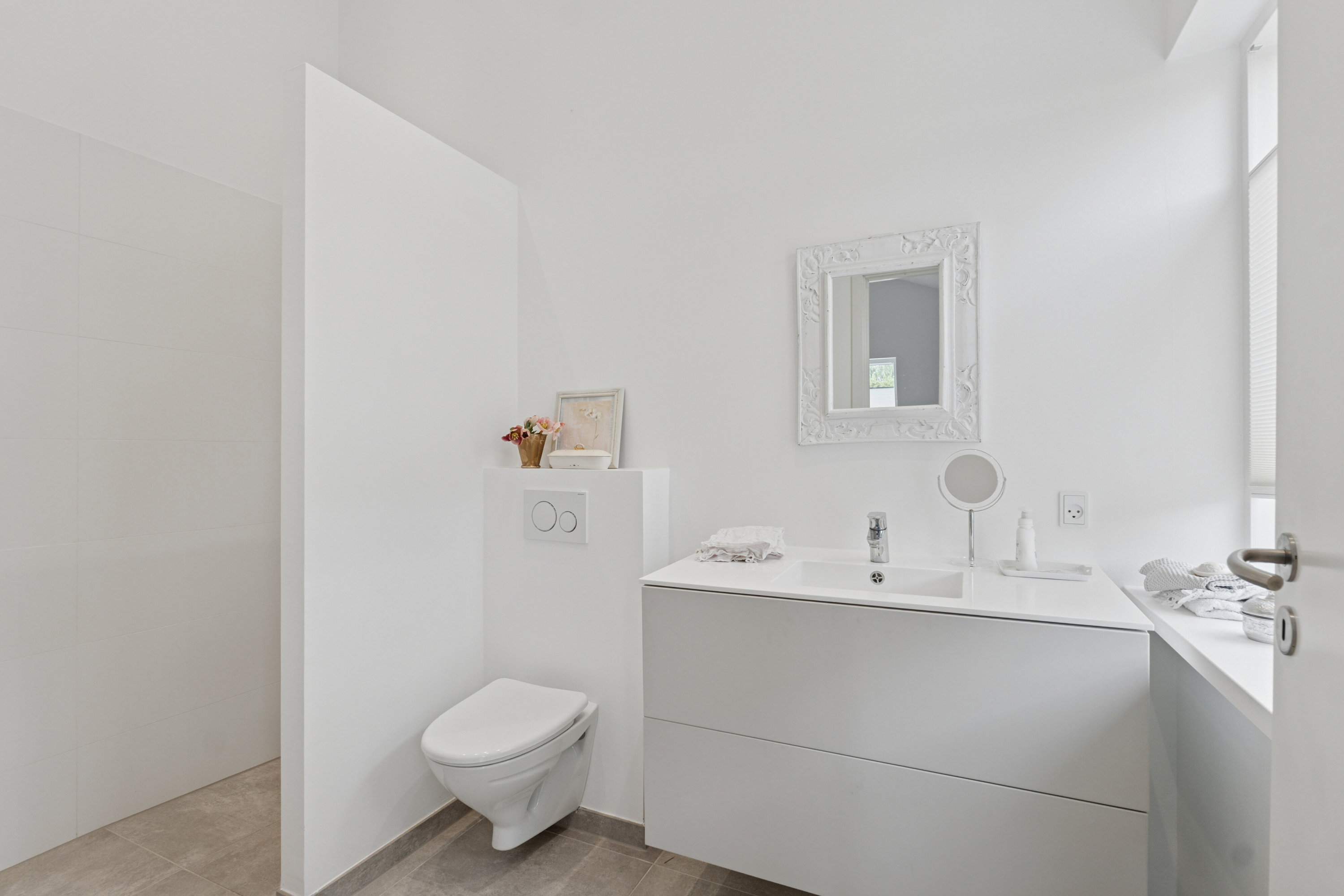 Fremhævet badeværelse billede i fuldskærmstilstand. Billede af Christiansdal 25, 2610 Rødovre