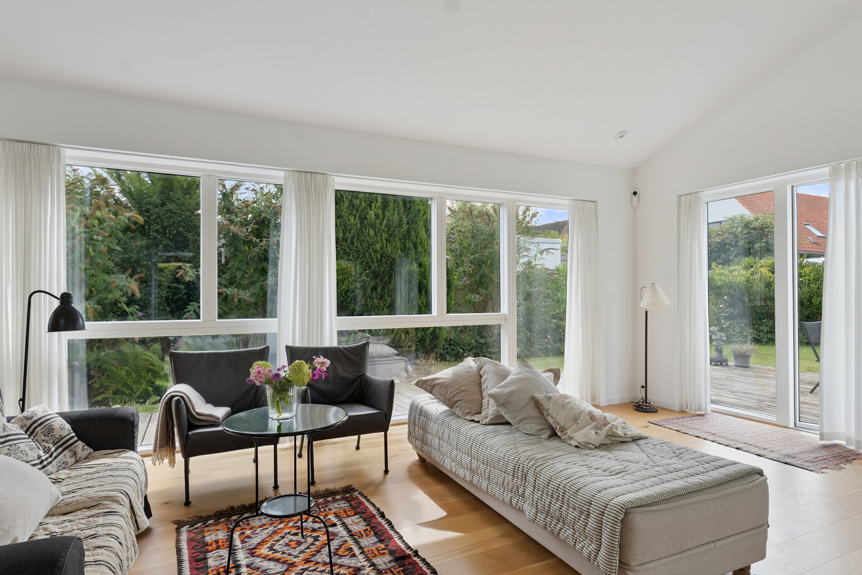 Fremhævet stue billede i fuldskærmstilstand. Billede af Christiansdal 25, 2610 Rødovre