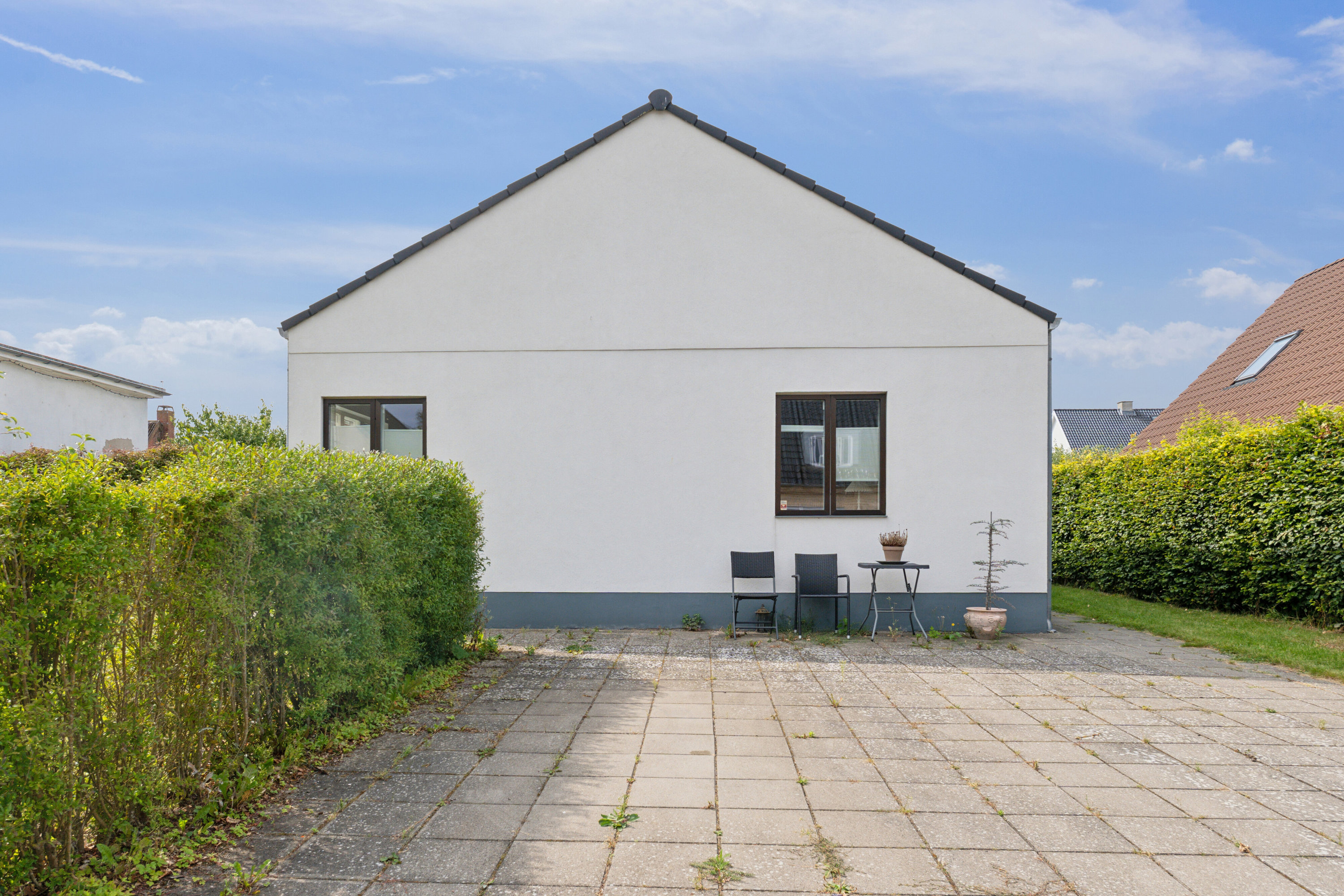 Fremhævet set fra haven billede i fuldskærmstilstand. Billede af Christiansdal 25, 2610 Rødovre