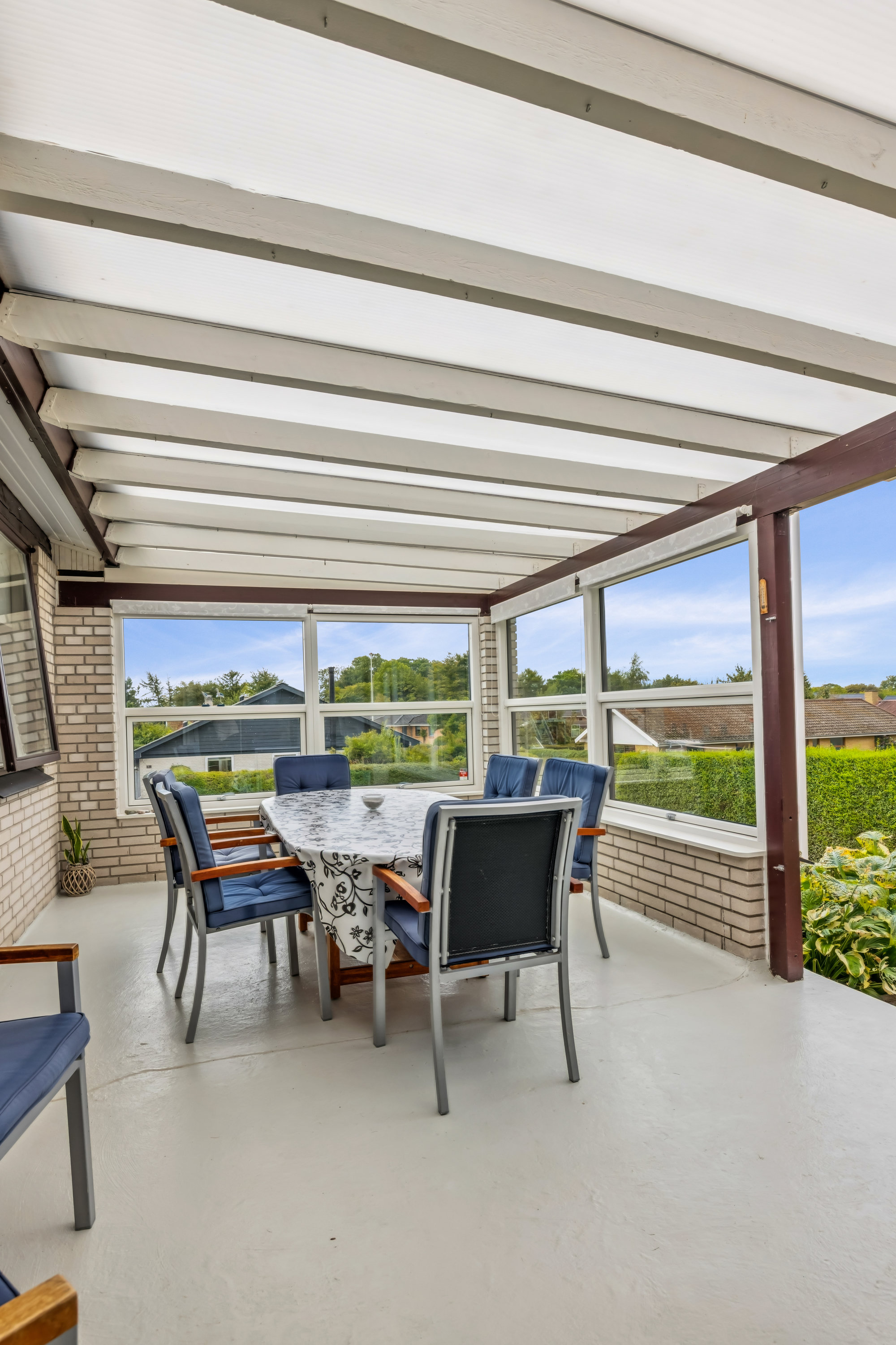 Fremhævet terrasse billede i fuldskærmstilstand. Billede af Engblommevej 25, 8410 Rønde