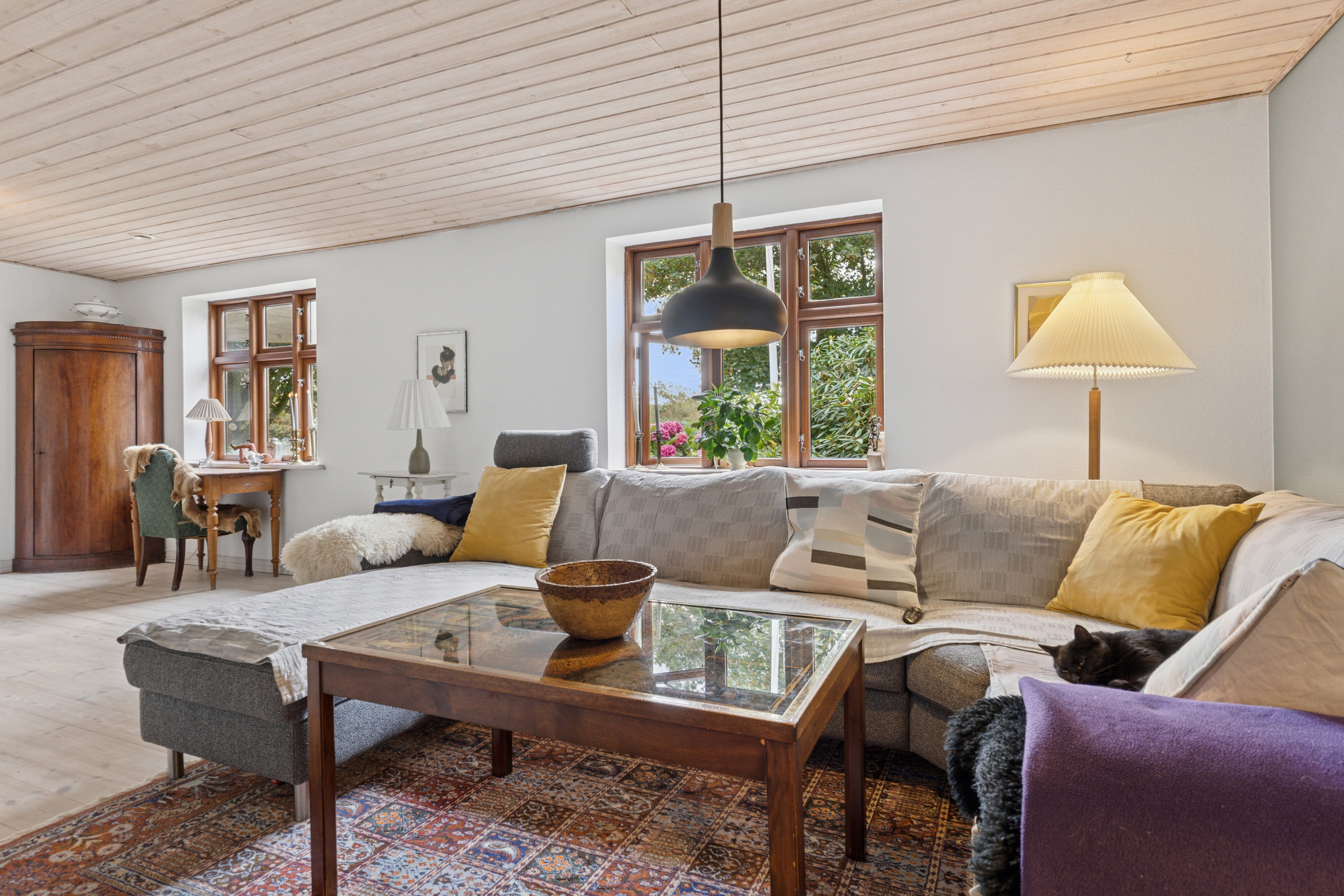 Fremhævet stue billede i fuldskærmstilstand. Billede af Hvirrekærvej 148, Bjergby, 9800 Hjørring