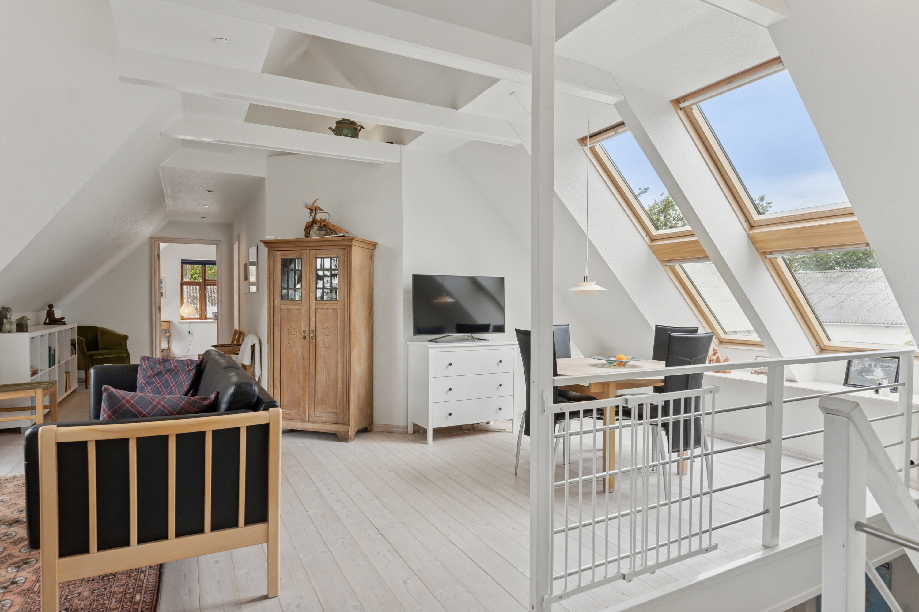 Fremhævet stue billede i fuldskærmstilstand. Billede af Hvirrekærvej 148, Bjergby, 9800 Hjørring