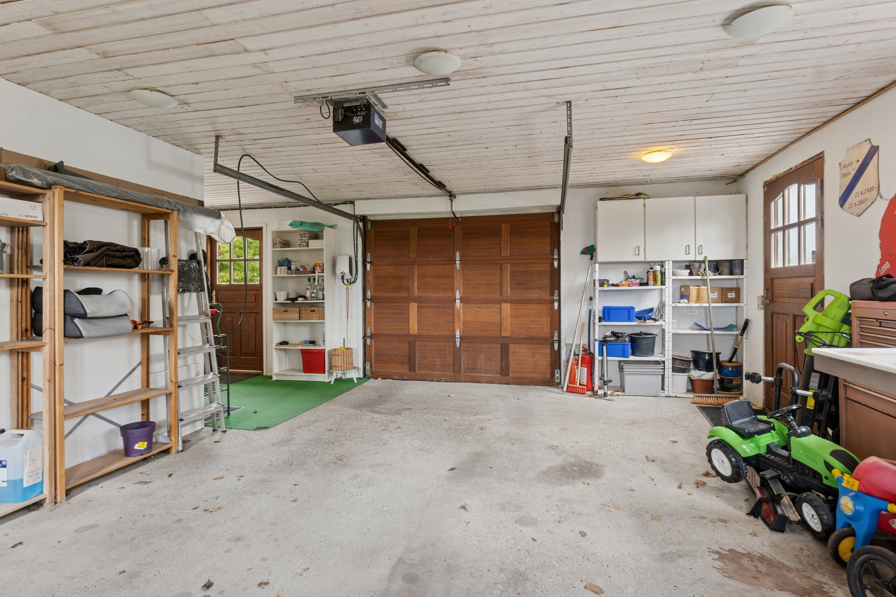 Fremhævet garage billede i fuldskærmstilstand. Billede af Hvirrekærvej 148, Bjergby, 9800 Hjørring