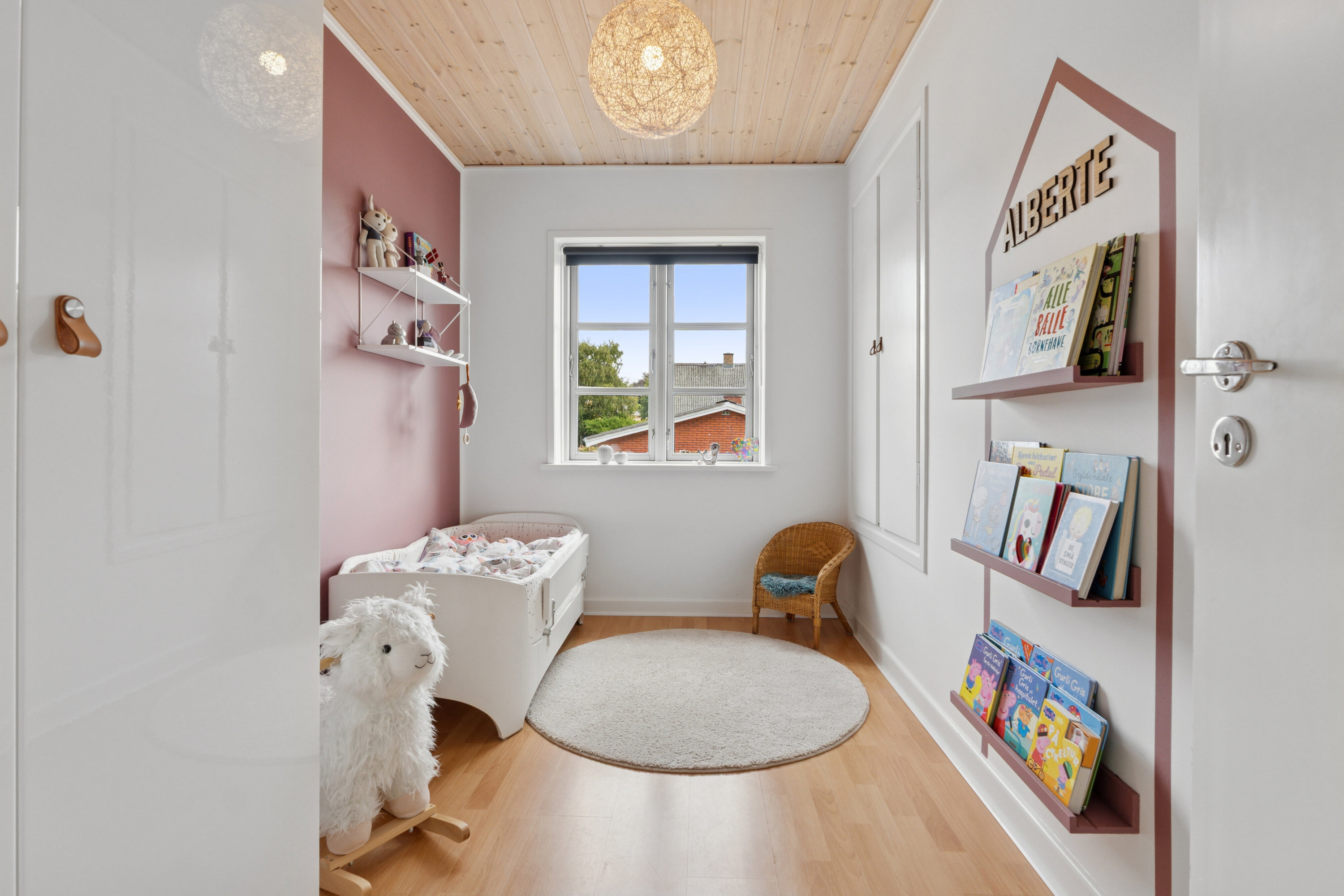 Fremhævet soveværelse billede i fuldskærmstilstand. Billede af Stationsvej 68, 5771 Stenstrup