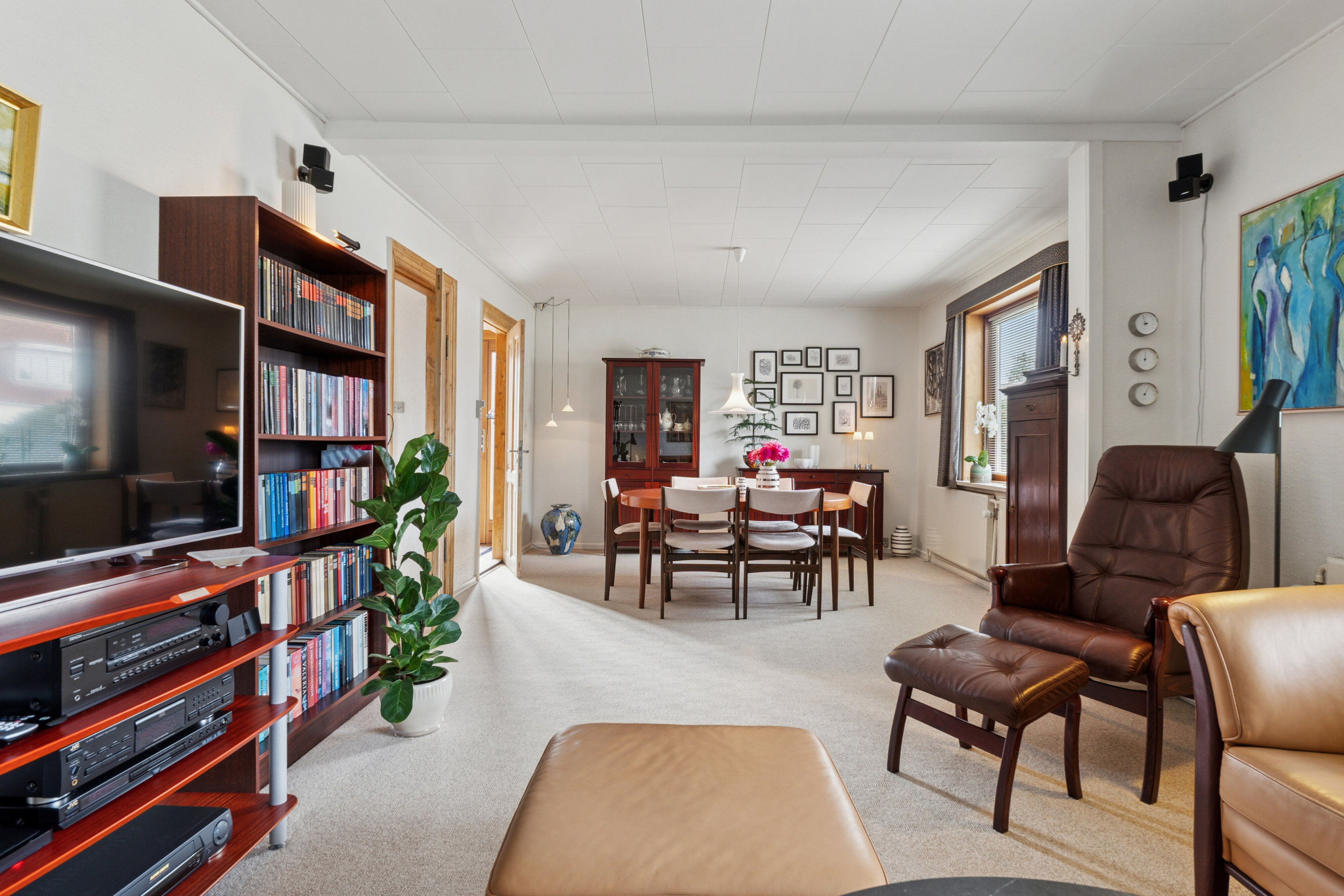 Fremhævet stue billede i fuldskærmstilstand. Billede af Måre Byvej 9, Måre, 5853 Ørbæk