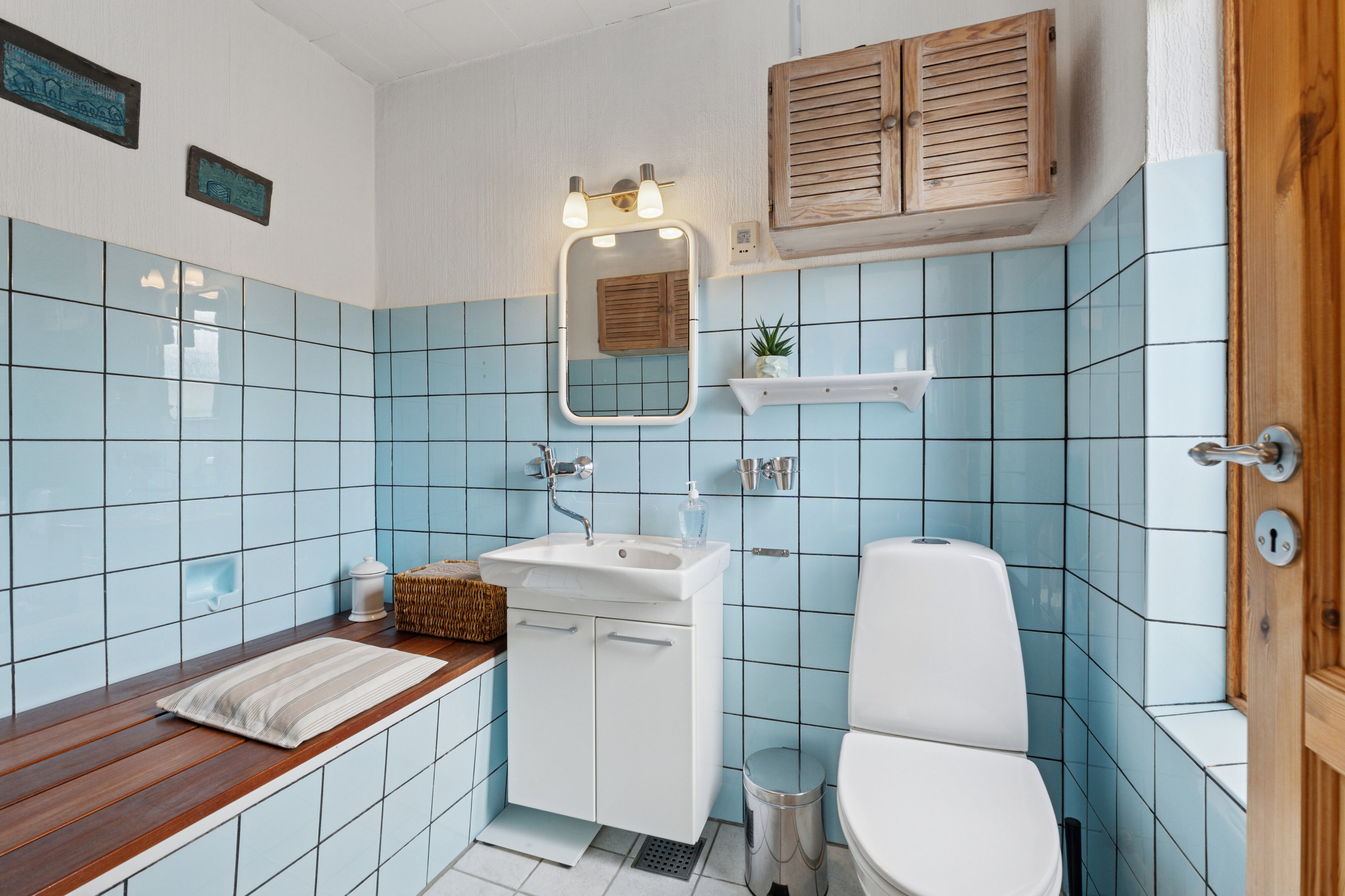 Fremhævet badeværelse billede i fuldskærmstilstand. Billede af Måre Byvej 9, Måre, 5853 Ørbæk