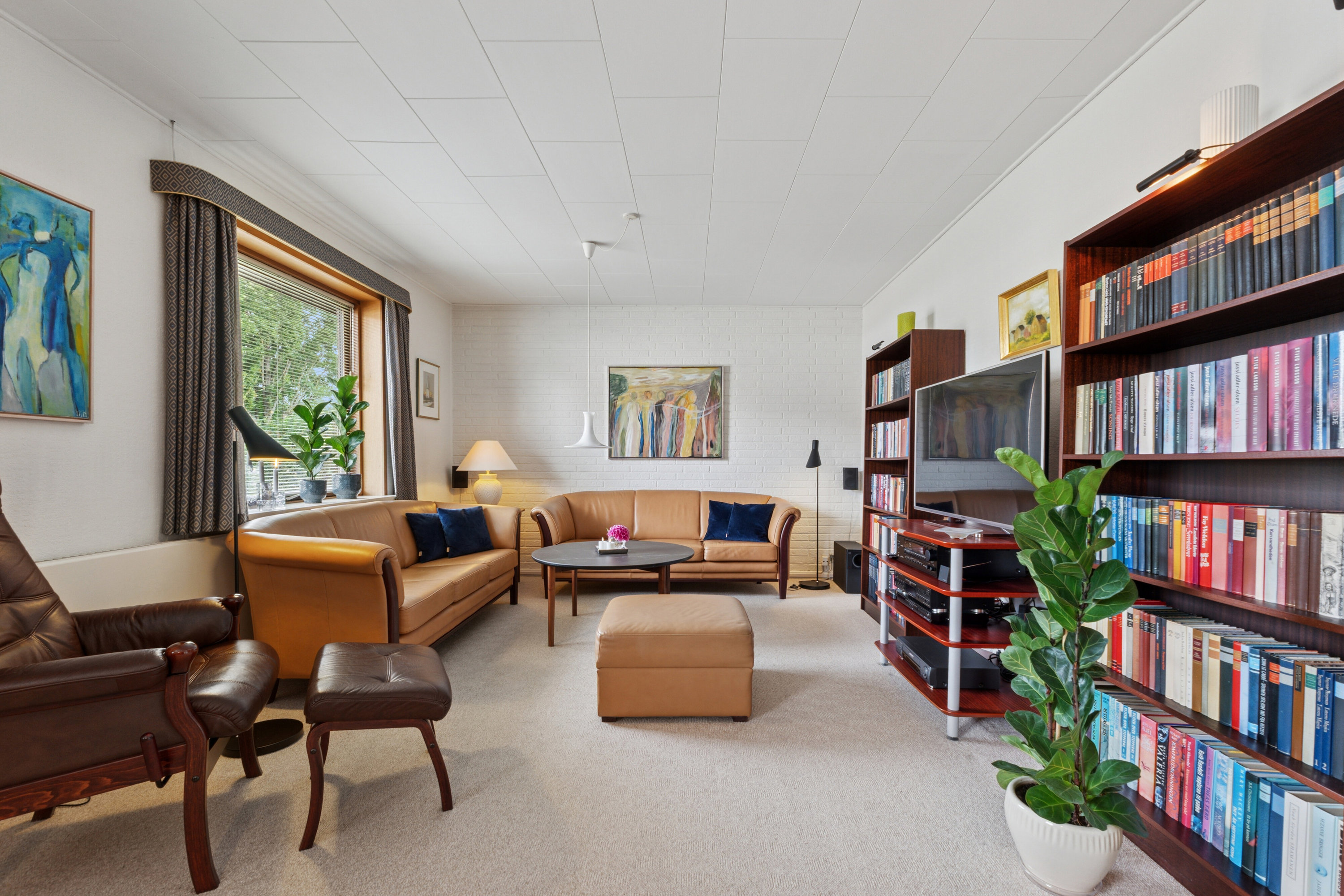 Fremhævet stue billede i fuldskærmstilstand. Billede af Måre Byvej 9, Måre, 5853 Ørbæk