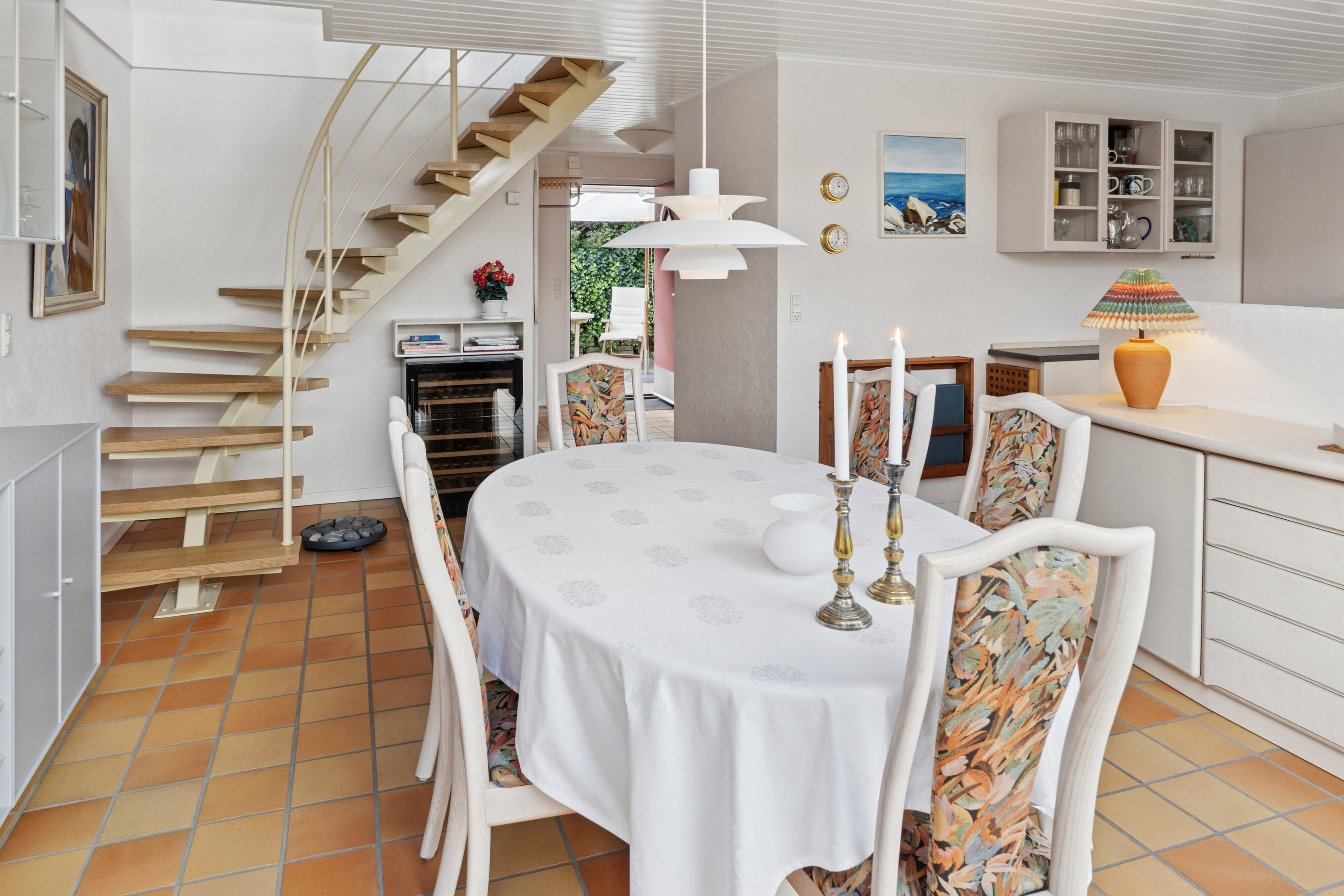 Fremhævet spisestue billede i fuldskærmstilstand. Billede af Dokken 5, 4700 Næstved