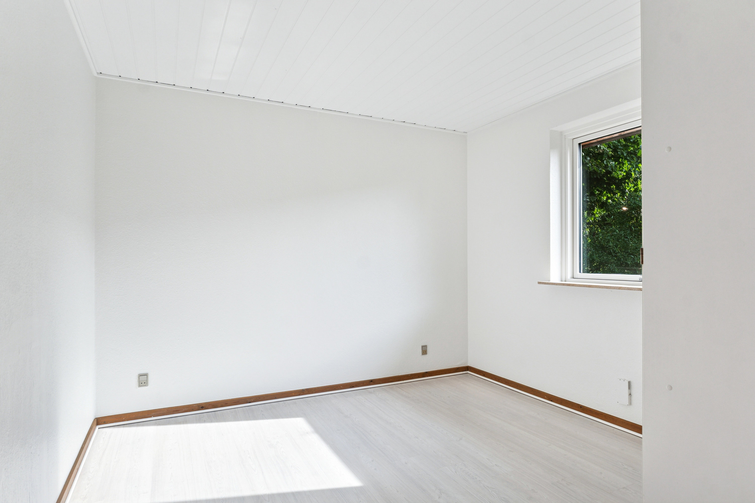 Fremhævet soveværelse billede i fuldskærmstilstand. Billede af Krogsgårdsvej 13F, Hvam, 8620 Kjellerup