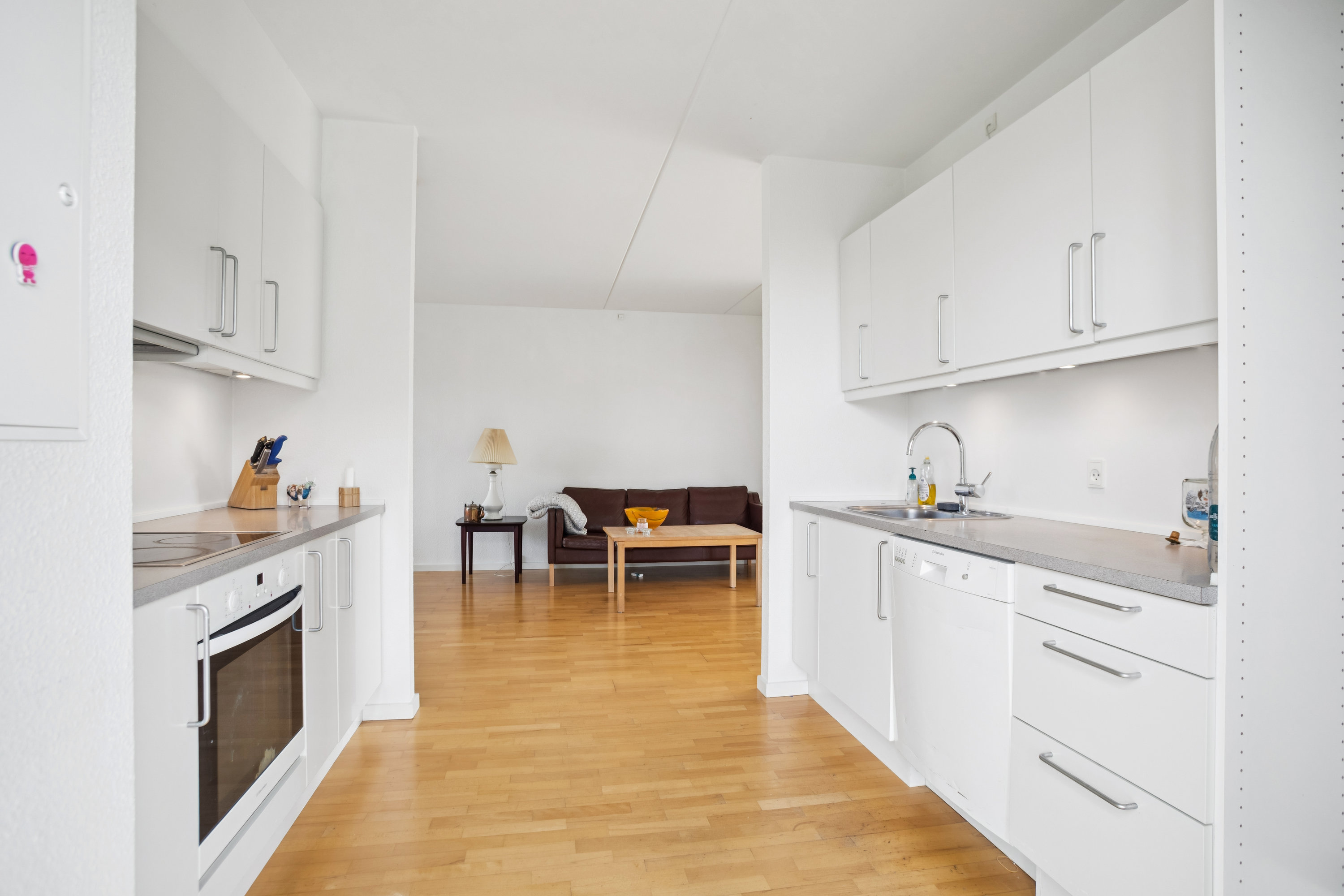 Fremhævet køkken billede i fuldskærmstilstand. Billede af Skjeberg Alle 43, 1. th., Høje Taastrup, 2630 Taastrup