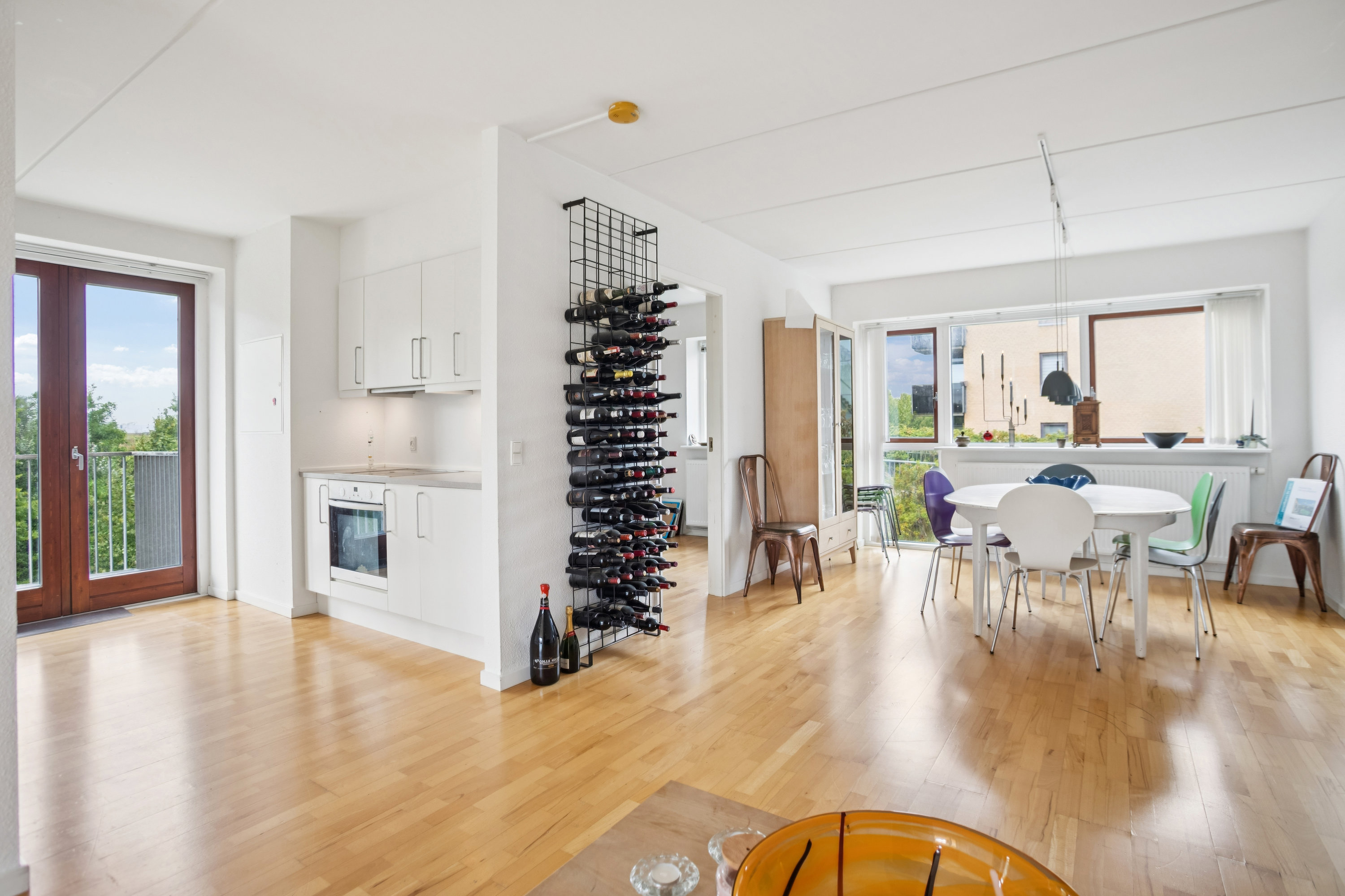 Fremhævet stue billede i fuldskærmstilstand. Billede af Skjeberg Alle 43, 1. th., Høje Taastrup, 2630 Taastrup