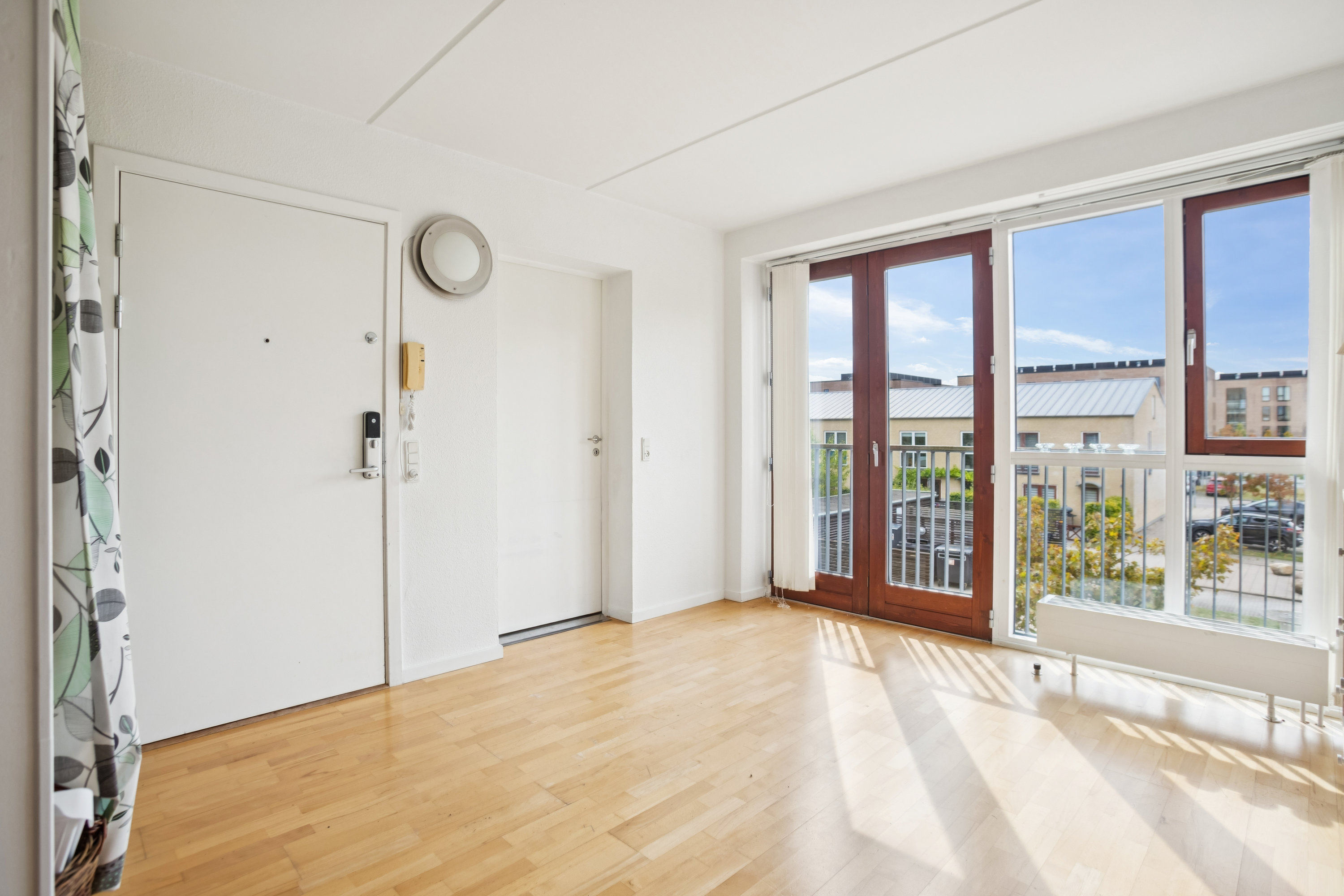 Fremhævet stue billede i fuldskærmstilstand. Billede af Skjeberg Alle 43, 1. th., Høje Taastrup, 2630 Taastrup