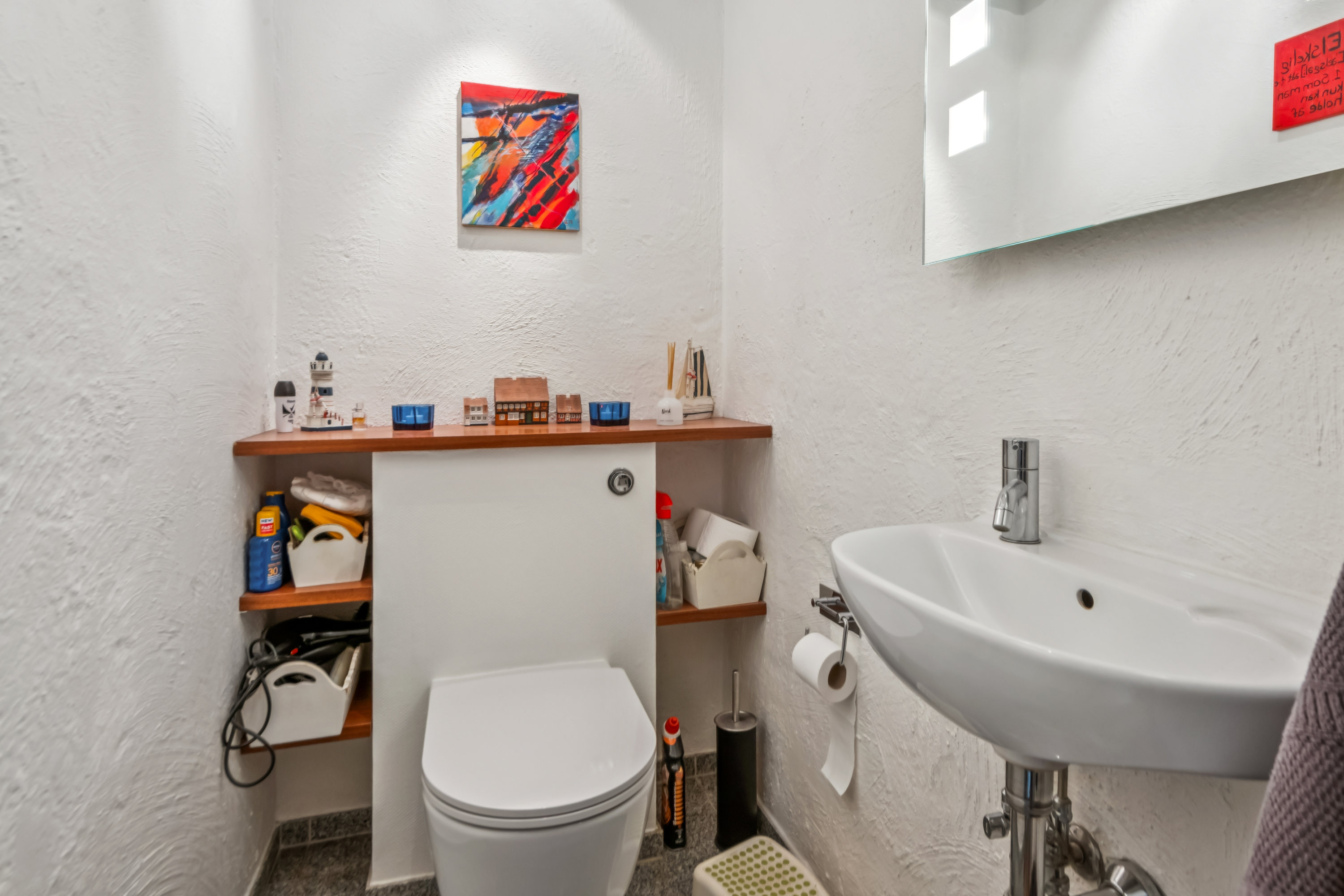 Fremhævet badeværelse billede i fuldskærmstilstand. Billede af Godske Lindenovs Vej 211, Gug, 9210 Aalborg SØ