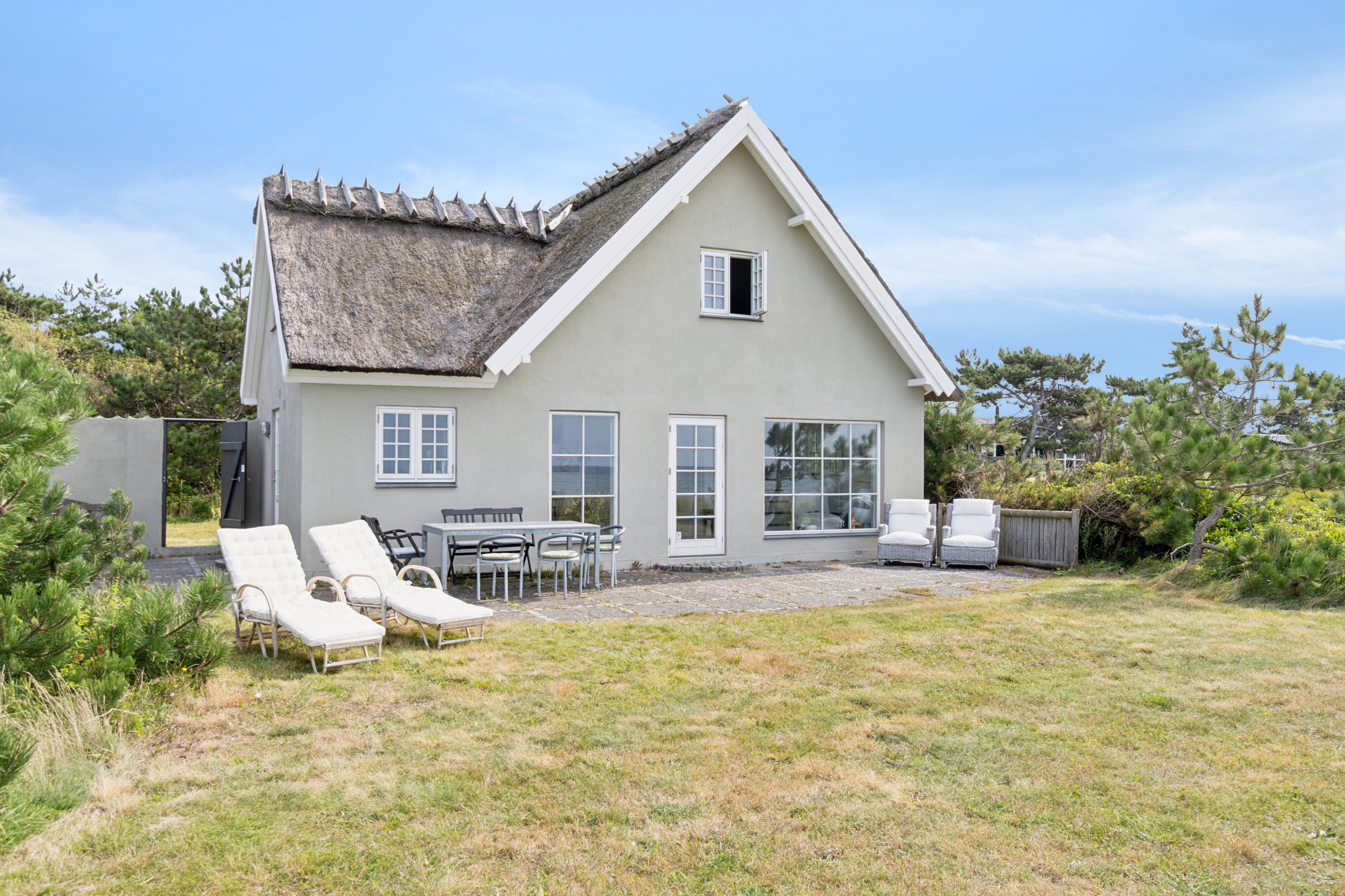 Fremhævet set fra haven billede i fuldskærmstilstand. Billede af Kystagervej 2, Svallerup, 4400 Kalundborg