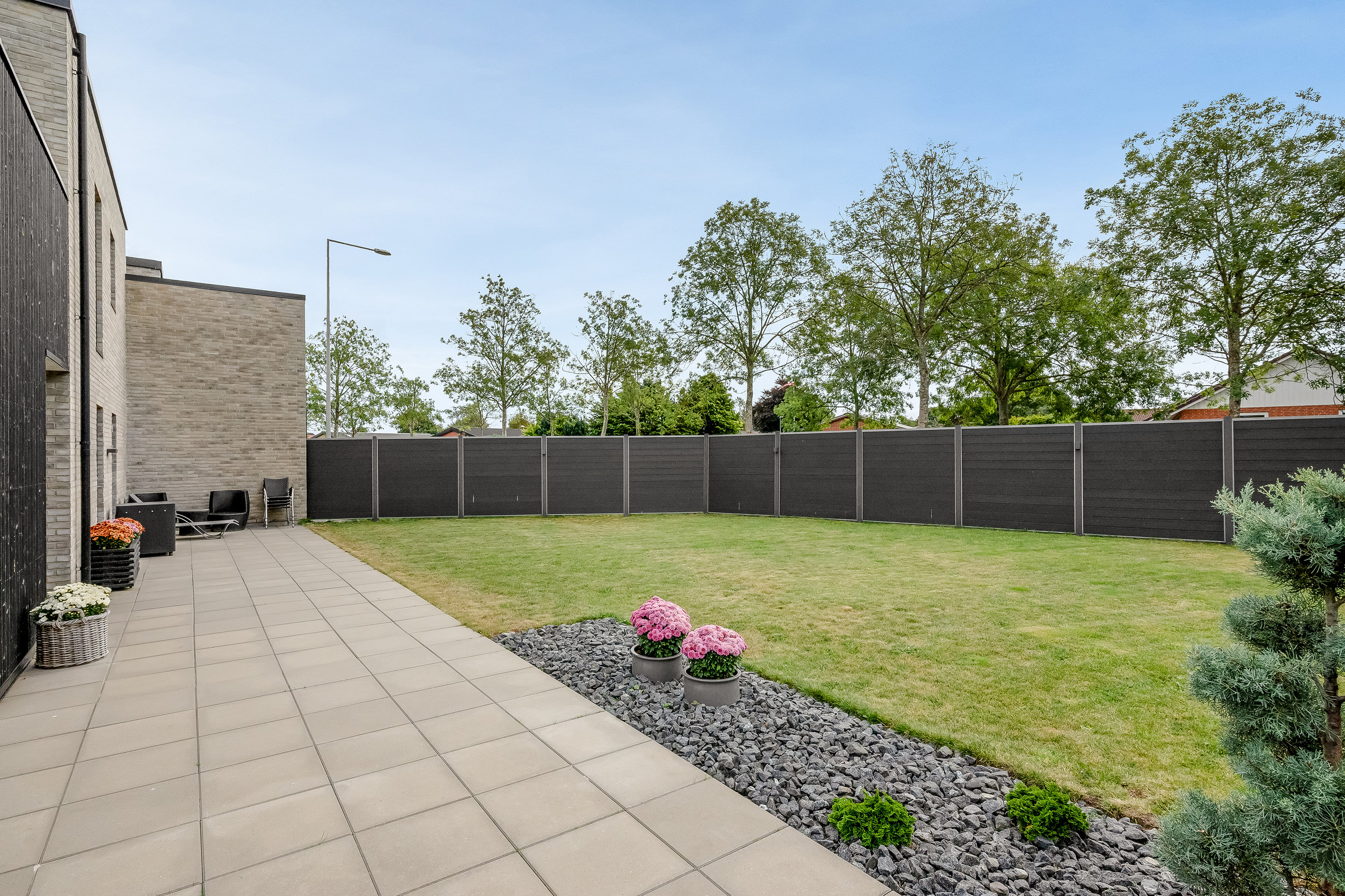 Fremhævet terrasse billede i fuldskærmstilstand. Billede af Krimpendam 7A, 7500 Holstebro