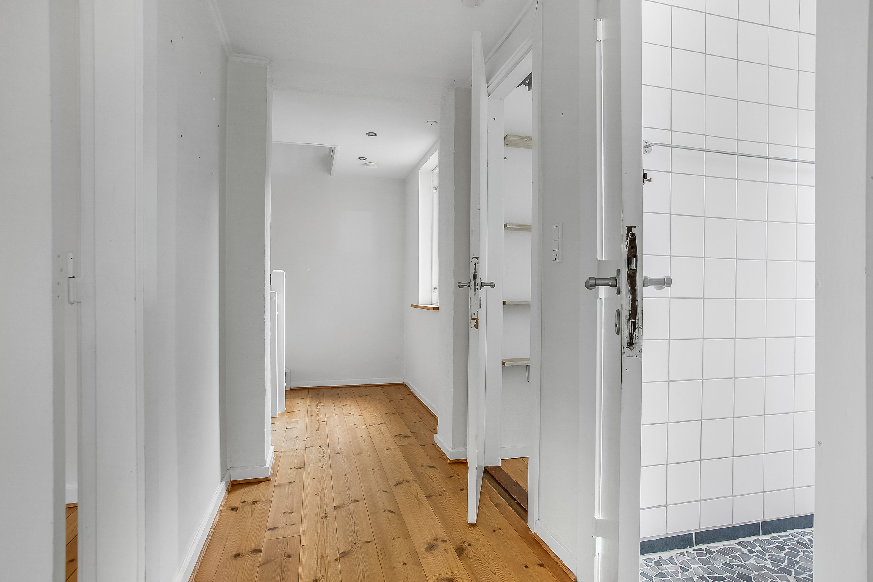 Fremhævet gang billede i fuldskærmstilstand. Billede af Sellerup Vangvej 116, Sellerup, 7080 Børkop