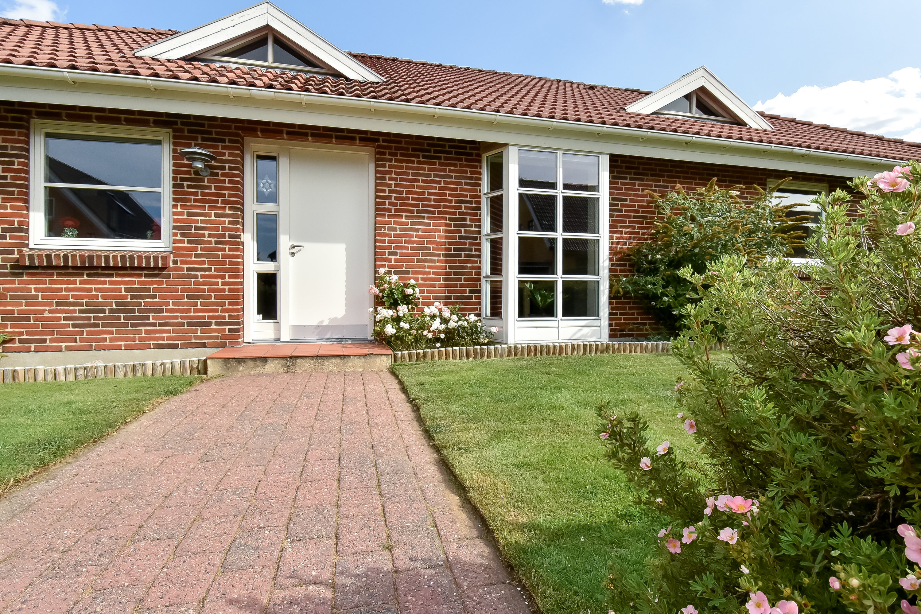 Fremhævet ejendommen billede i fuldskærmstilstand. Billede af Vester Alle 16, 6933 Kibæk