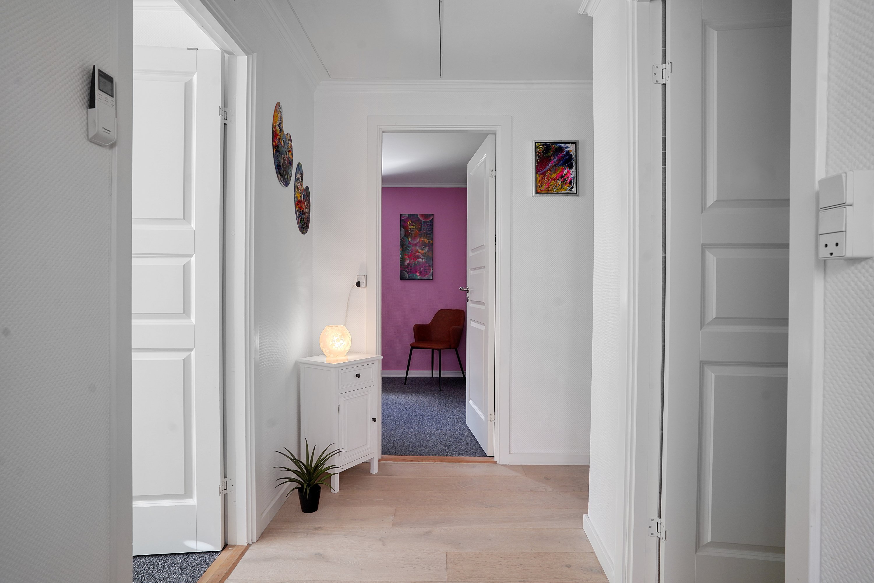 Fremhævet entré billede i fuldskærmstilstand. Billede af Ibisvej 17, 3120 Dronningmølle