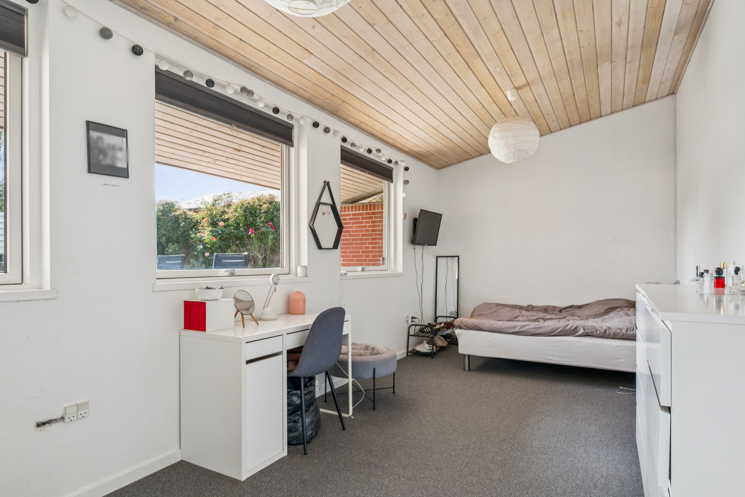 Fremhævet værelse billede i fuldskærmstilstand. Billede af Skæring Skolevej 151, 8250 Egå