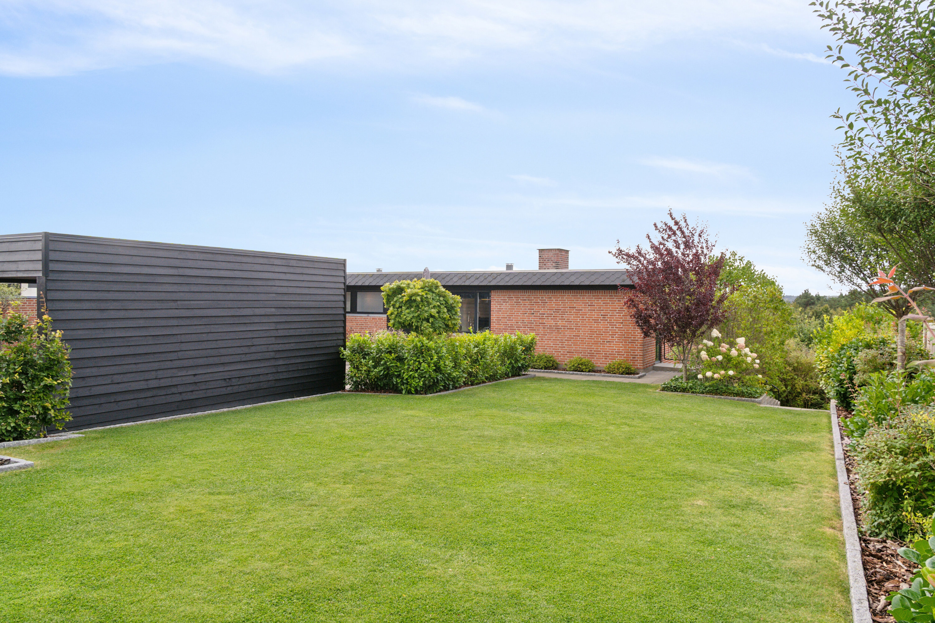 Fremhævet omgivelser billede i fuldskærmstilstand. Billede af Kaj Munks Vej 18, 8600 Silkeborg