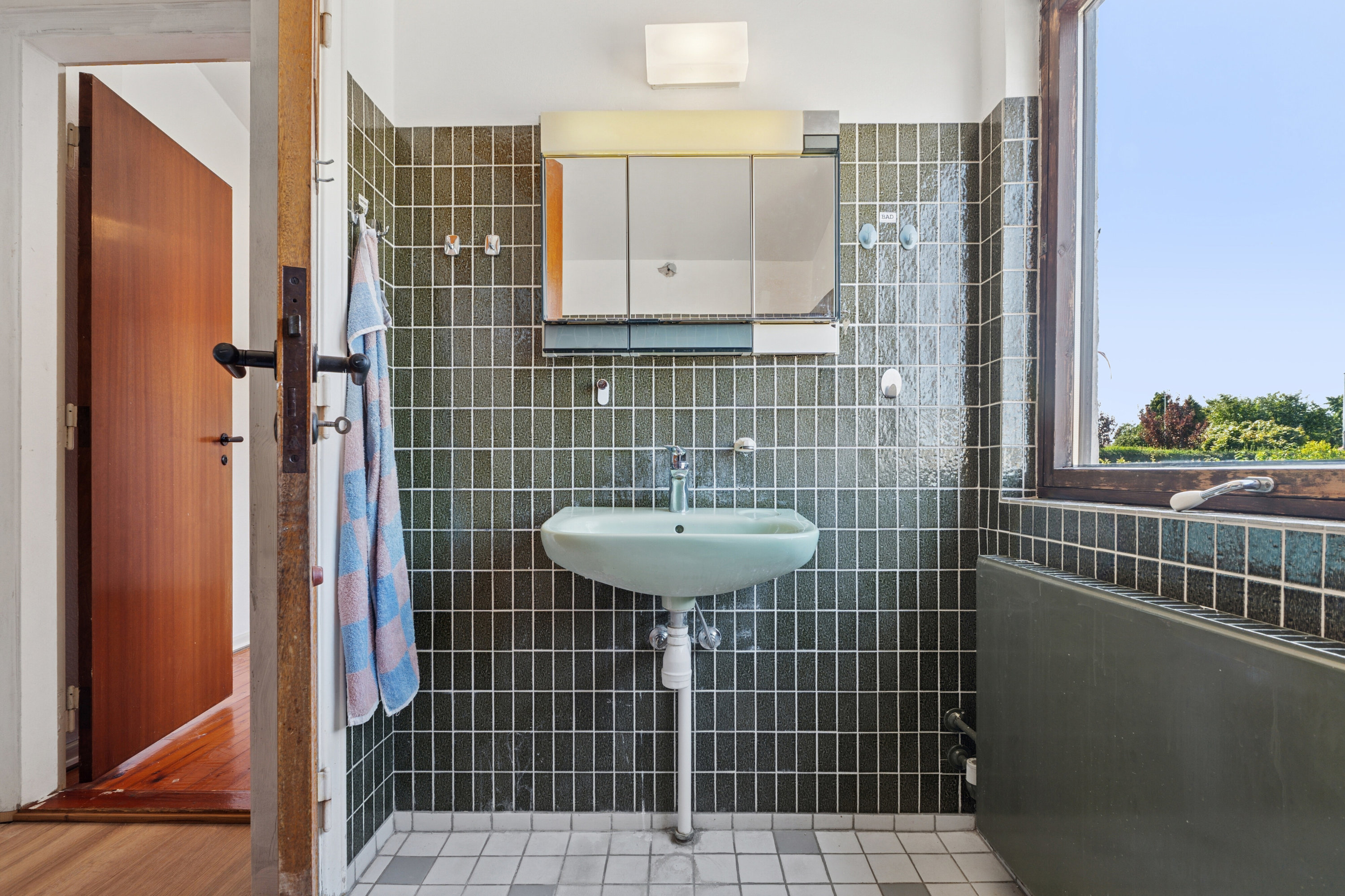 Fremhævet badeværelse billede i fuldskærmstilstand. Billede af Tingløkkevej 18, Dalum, 5250 Odense SV