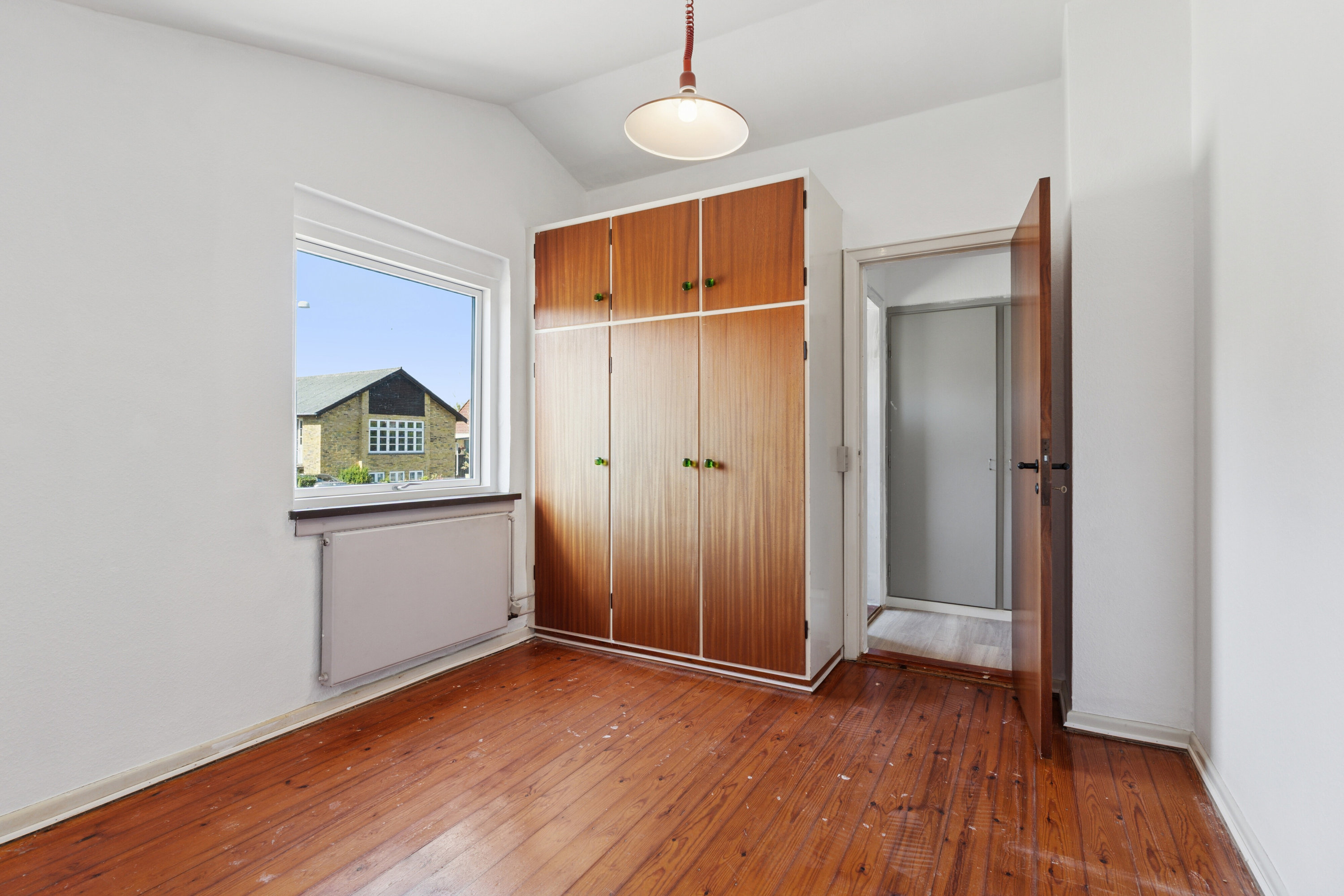 Fremhævet soveværelse billede i fuldskærmstilstand. Billede af Tingløkkevej 18, Dalum, 5250 Odense SV