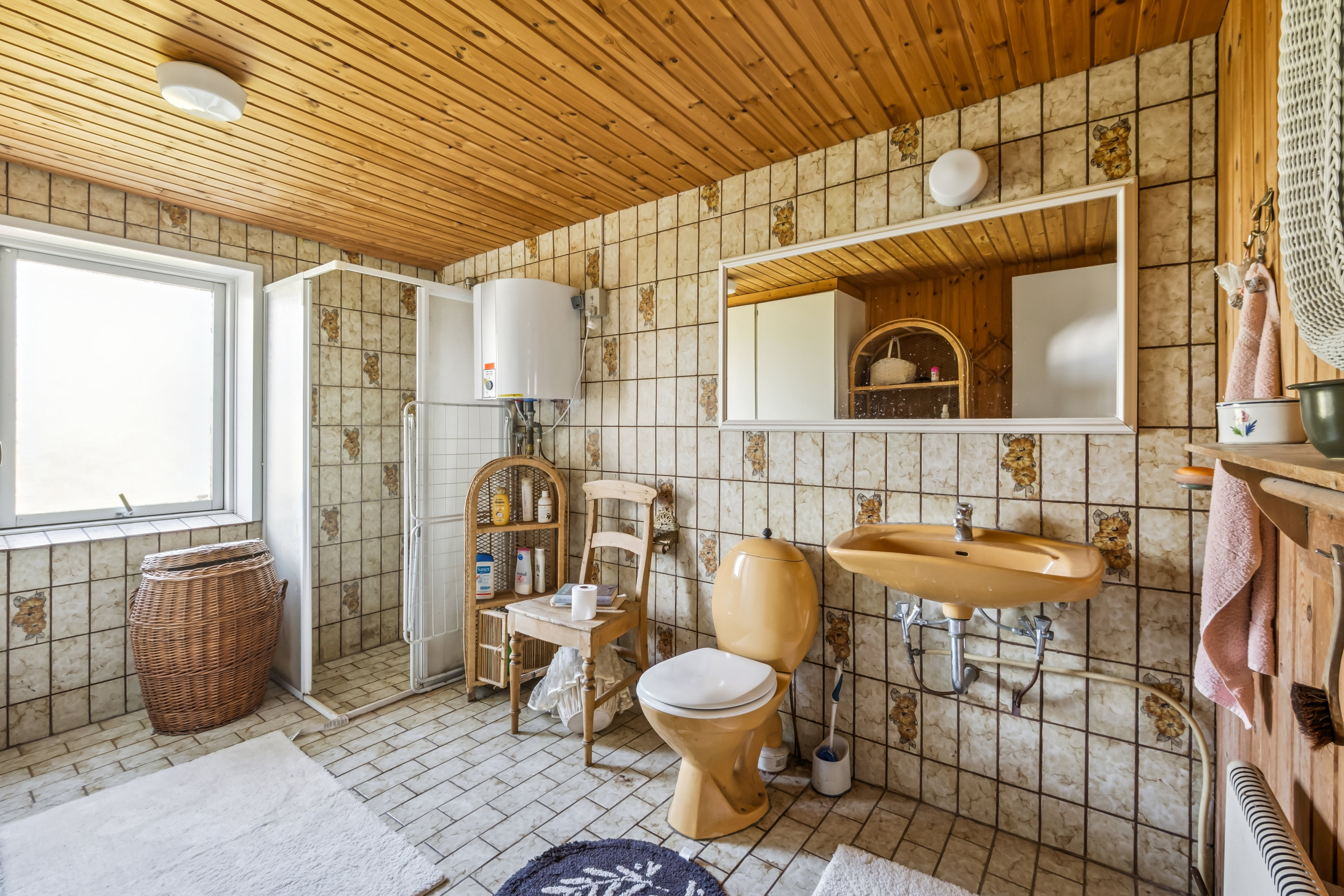 Fremhævet badeværelse billede i fuldskærmstilstand. Billede af Mikkelsbakke 16, Tæbring, 7900 Nykøbing M