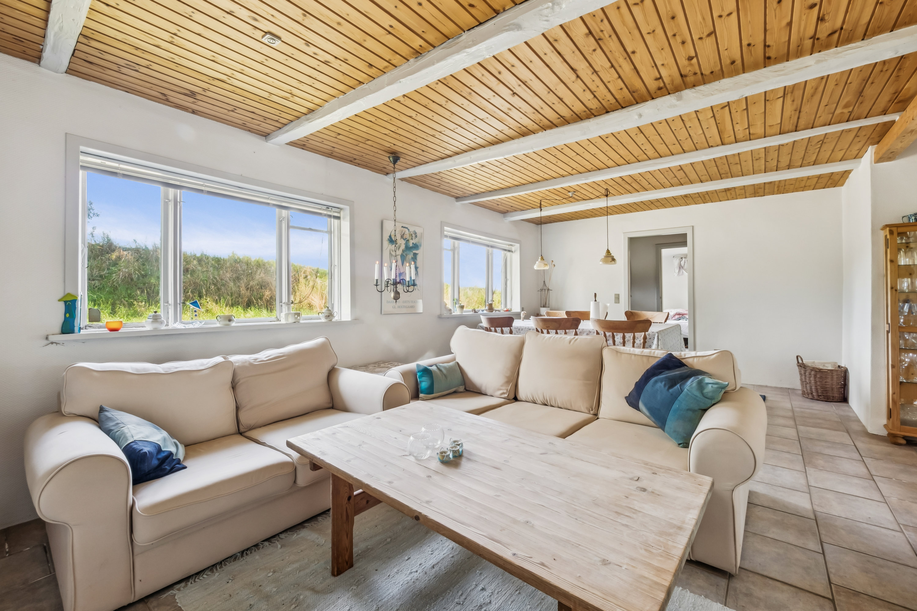 Fremhævet stue billede i fuldskærmstilstand. Billede af Mikkelsbakke 16, Tæbring, 7900 Nykøbing M