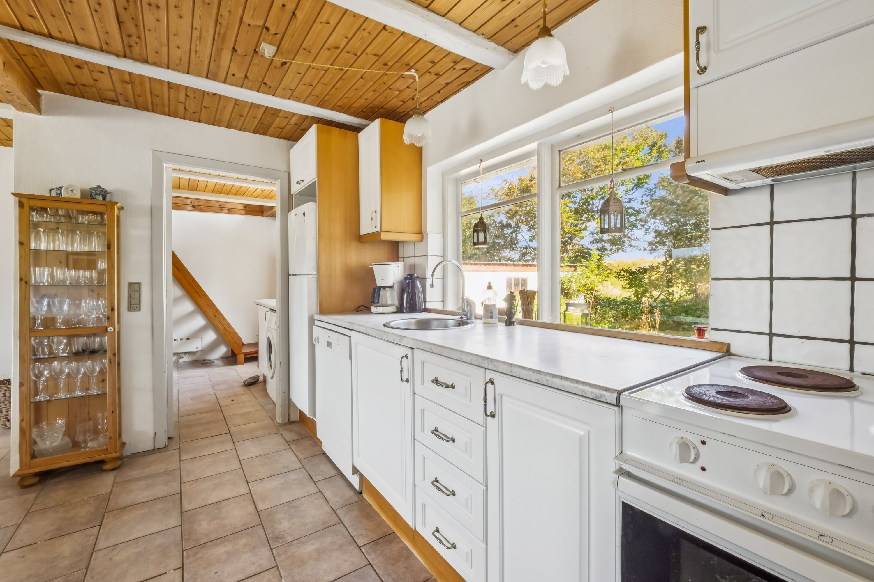 Fremhævet køkken billede i fuldskærmstilstand. Billede af Mikkelsbakke 16, Tæbring, 7900 Nykøbing M