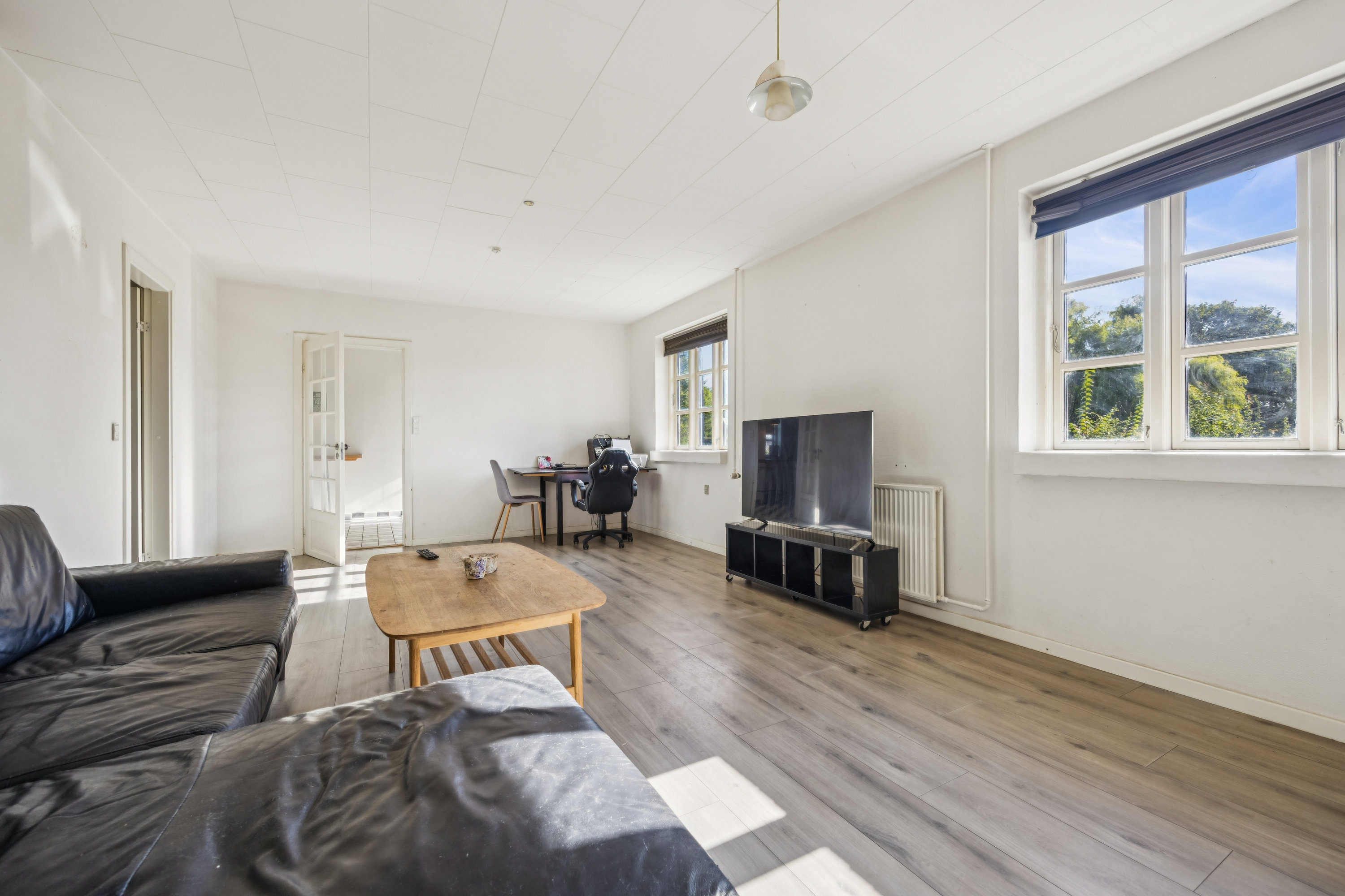 Fremhævet stue billede i fuldskærmstilstand. Billede af Kirkestien 2, Ulsted, 9370 Hals