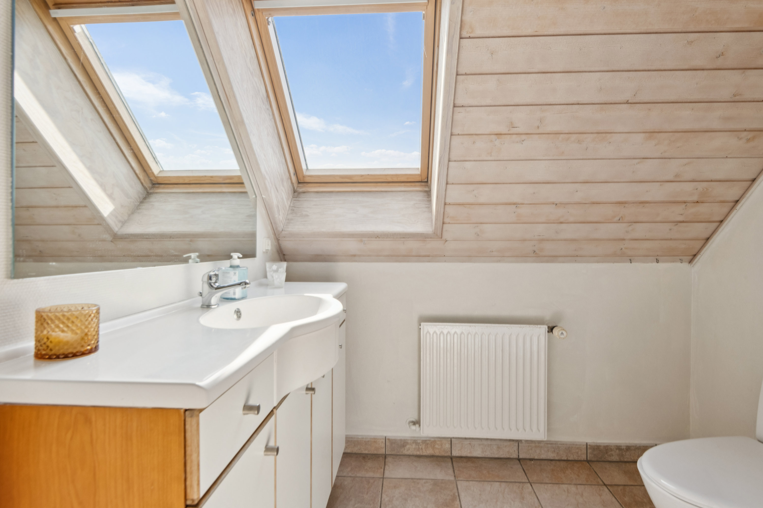 Fremhævet badeværelse billede i fuldskærmstilstand. Billede af Vejrholm 33D, Øster Uttrup, 9220 Aalborg Øst