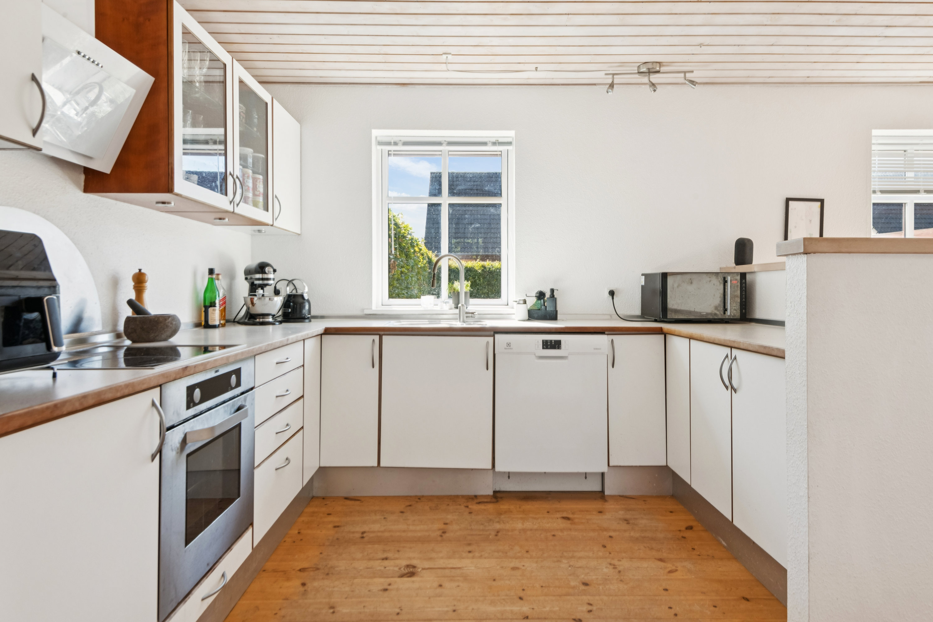 Fremhævet køkken billede i fuldskærmstilstand. Billede af Vejrholm 33D, Øster Uttrup, 9220 Aalborg Øst