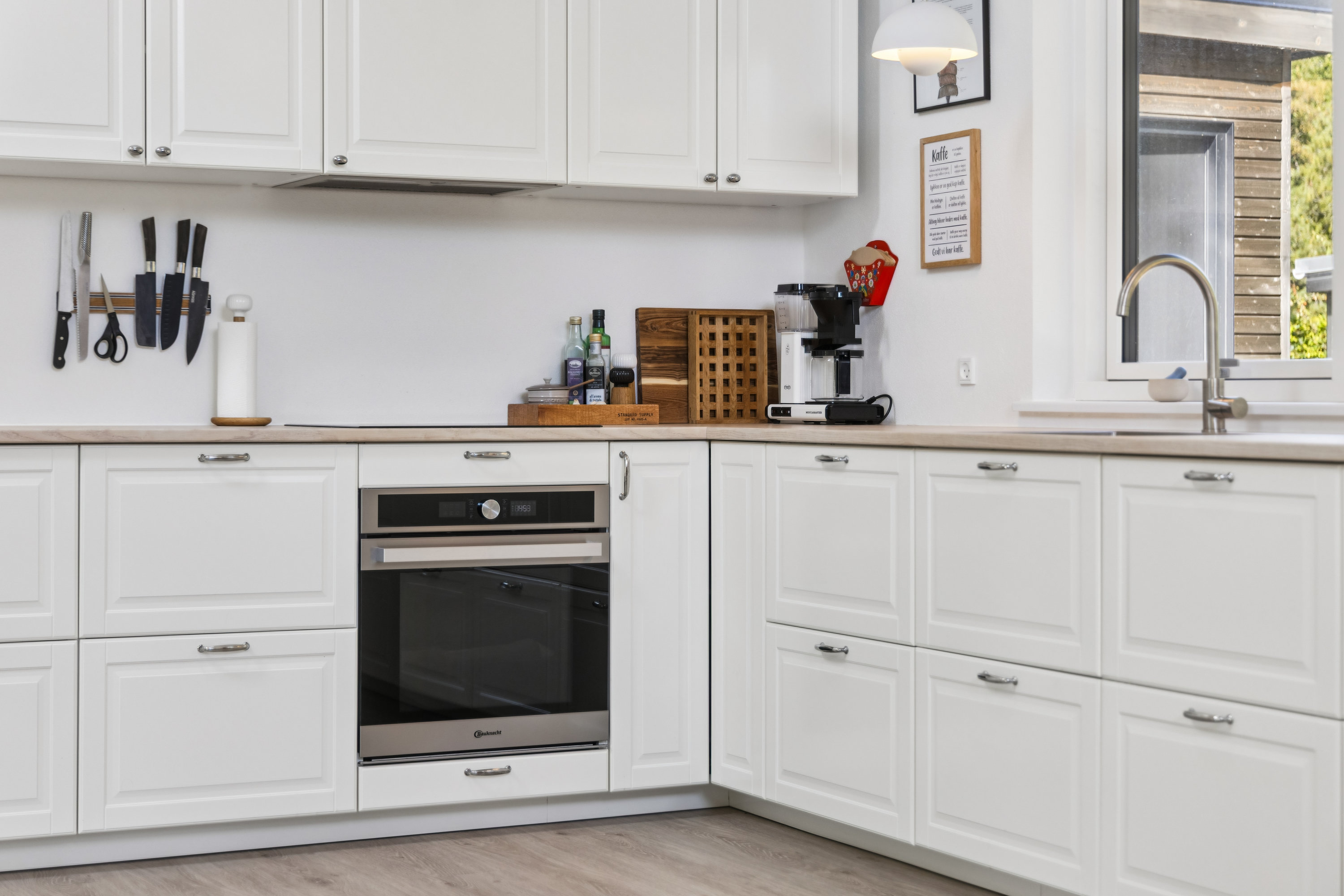 Fremhævet køkken billede i fuldskærmstilstand. Billede af Bisnapvej 33, Bisnap, 9370 Hals