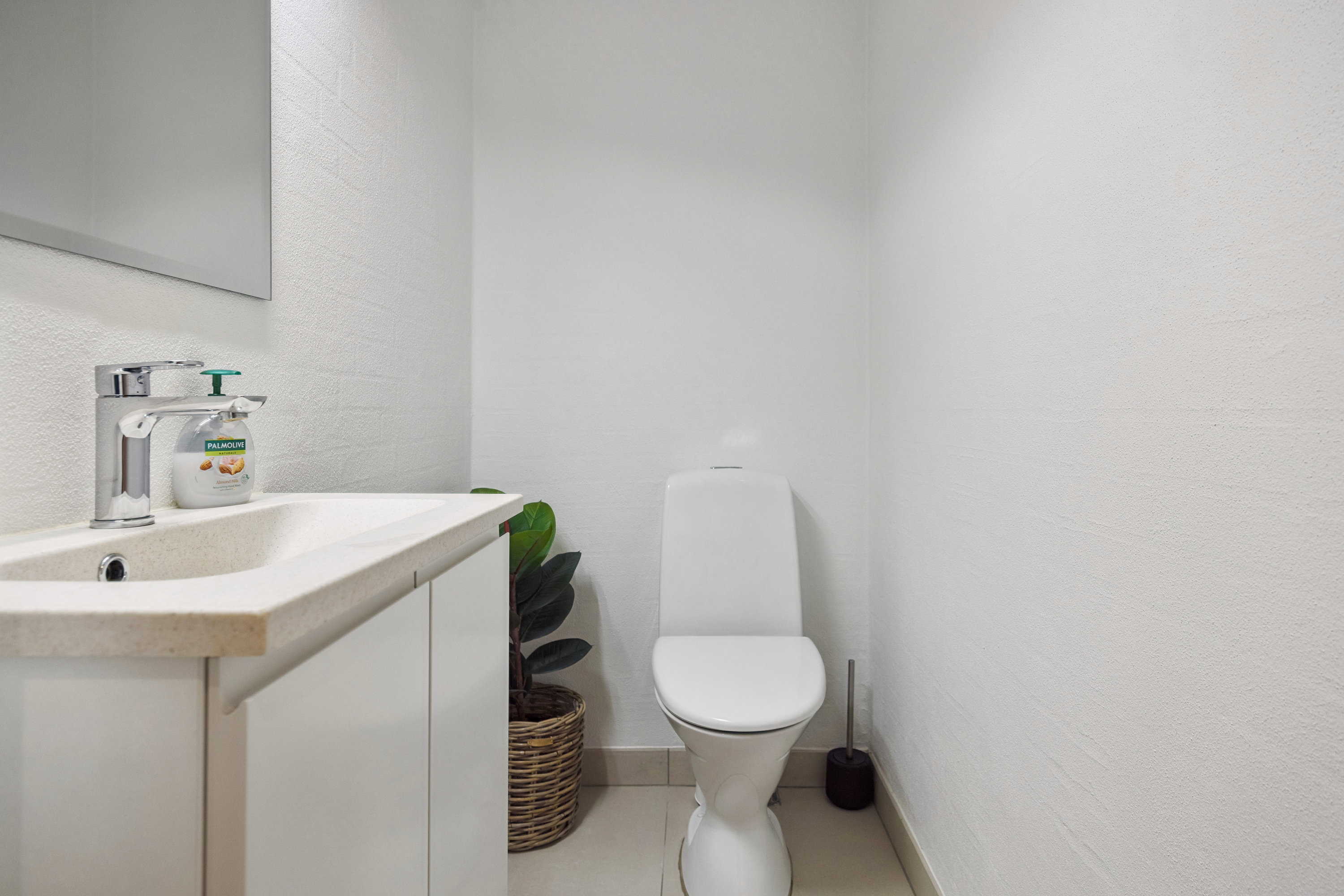 Fremhævet badeværelse billede i fuldskærmstilstand. Billede af Godske Lindenovs Vej 203, Gug, 9210 Aalborg SØ