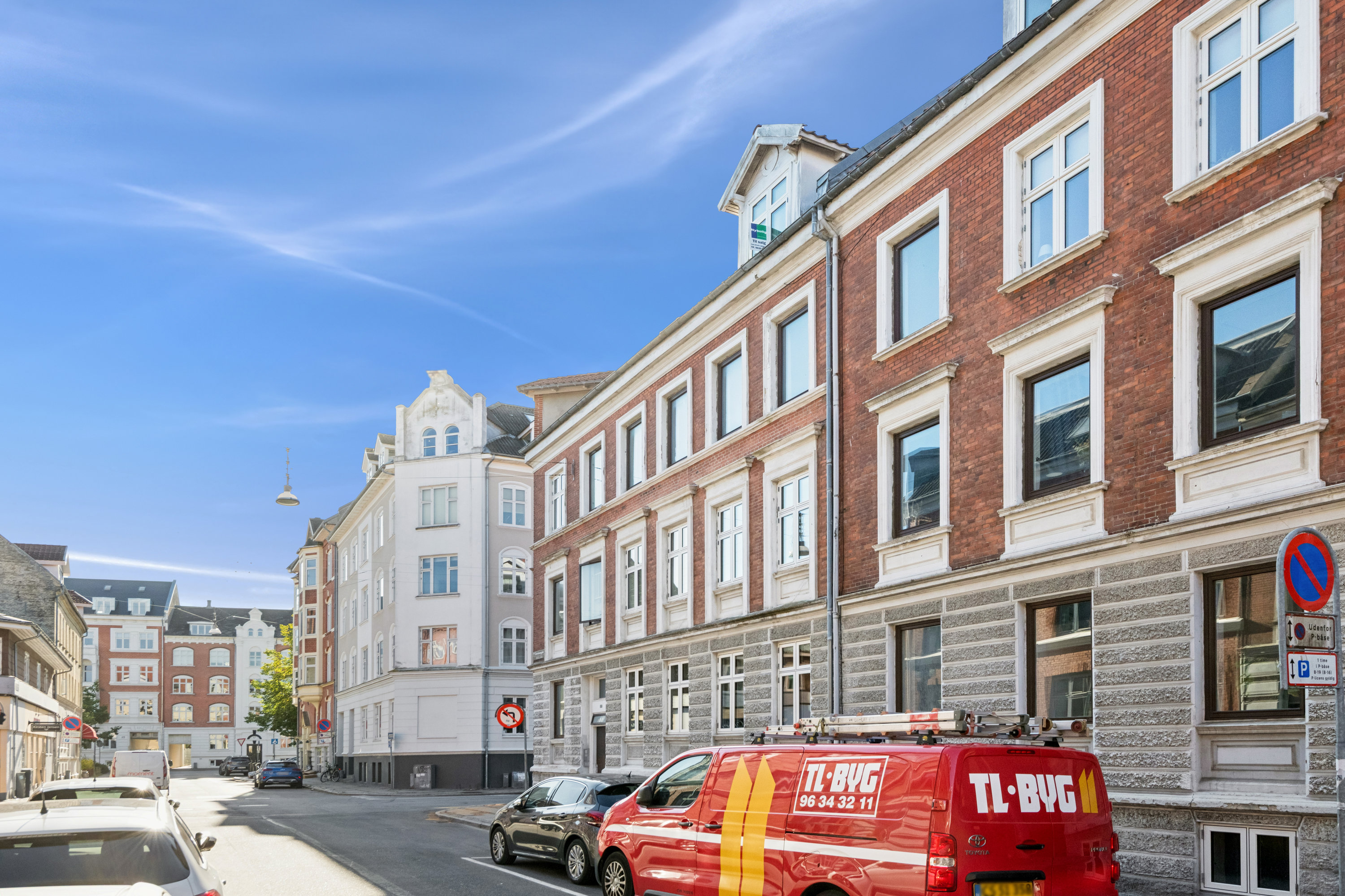 Fremhævet ejendom 1 billede i fuldskærmstilstand. Billede af Christiansgade 58, 3. th., 9000 Aalborg