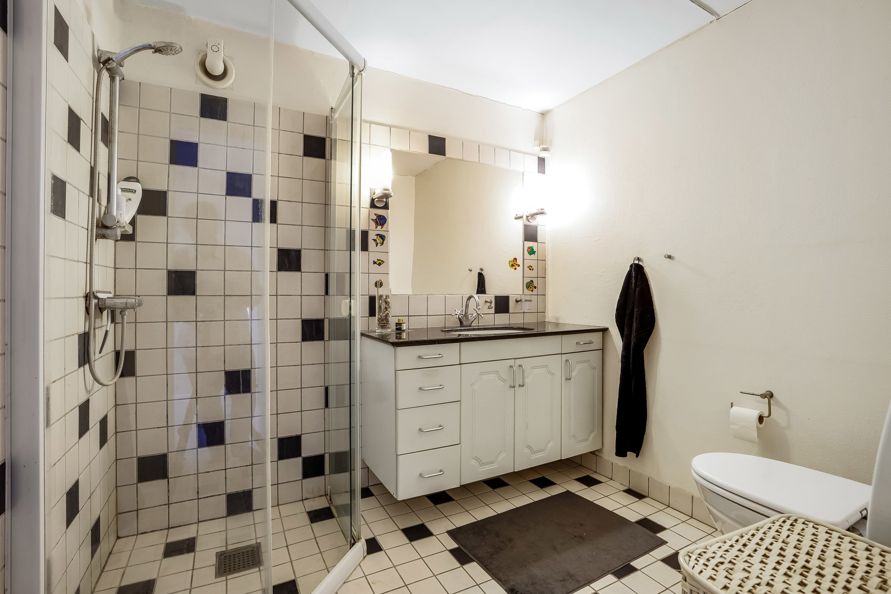 Fremhævet badeværelse billede i fuldskærmstilstand. Billede af Langelinie 121, 5230 Odense M