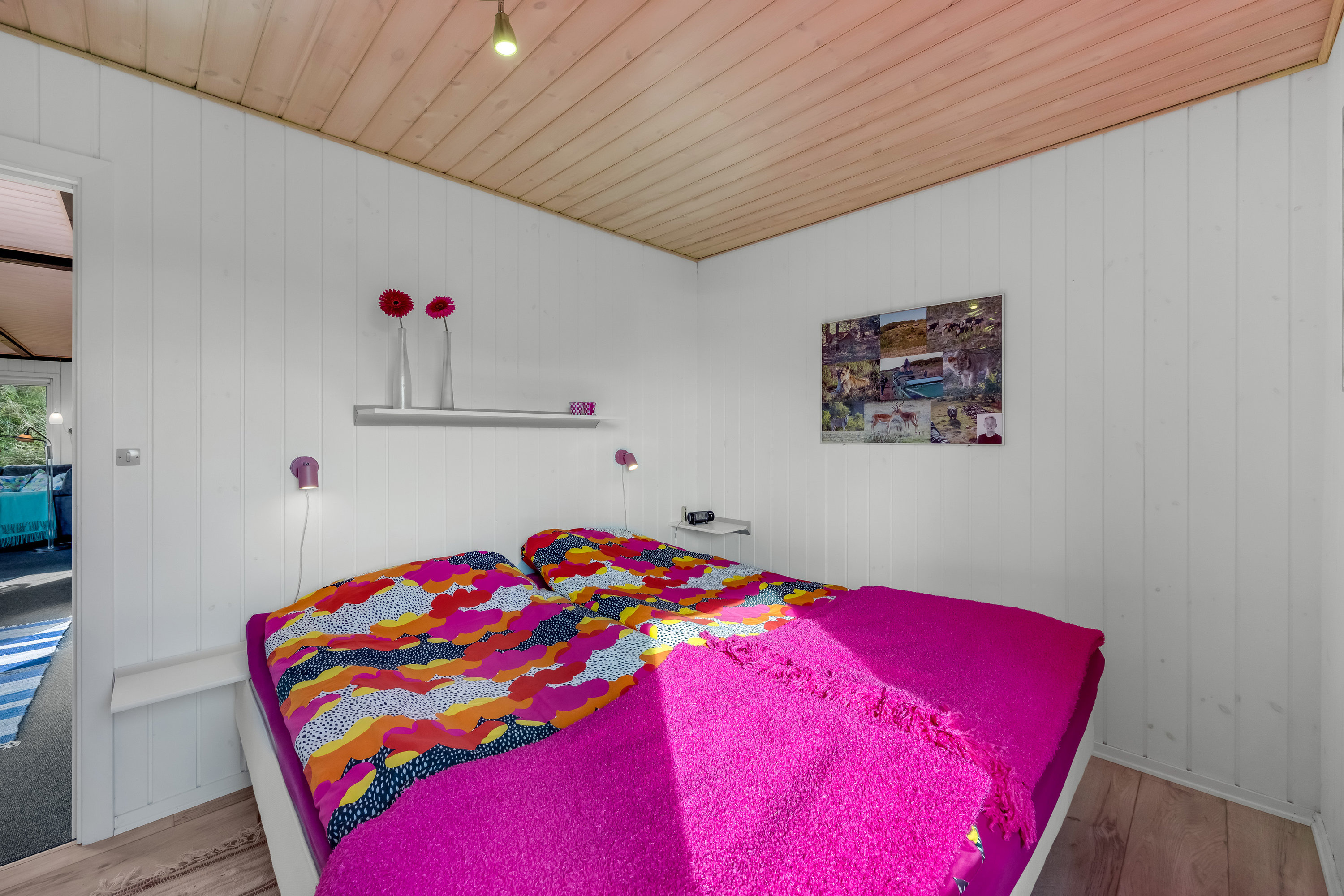 Fremhævet soveværelse billede i fuldskærmstilstand. Billede af Kirstinevej 90, Bjerregaard, 6960 Hvide Sande