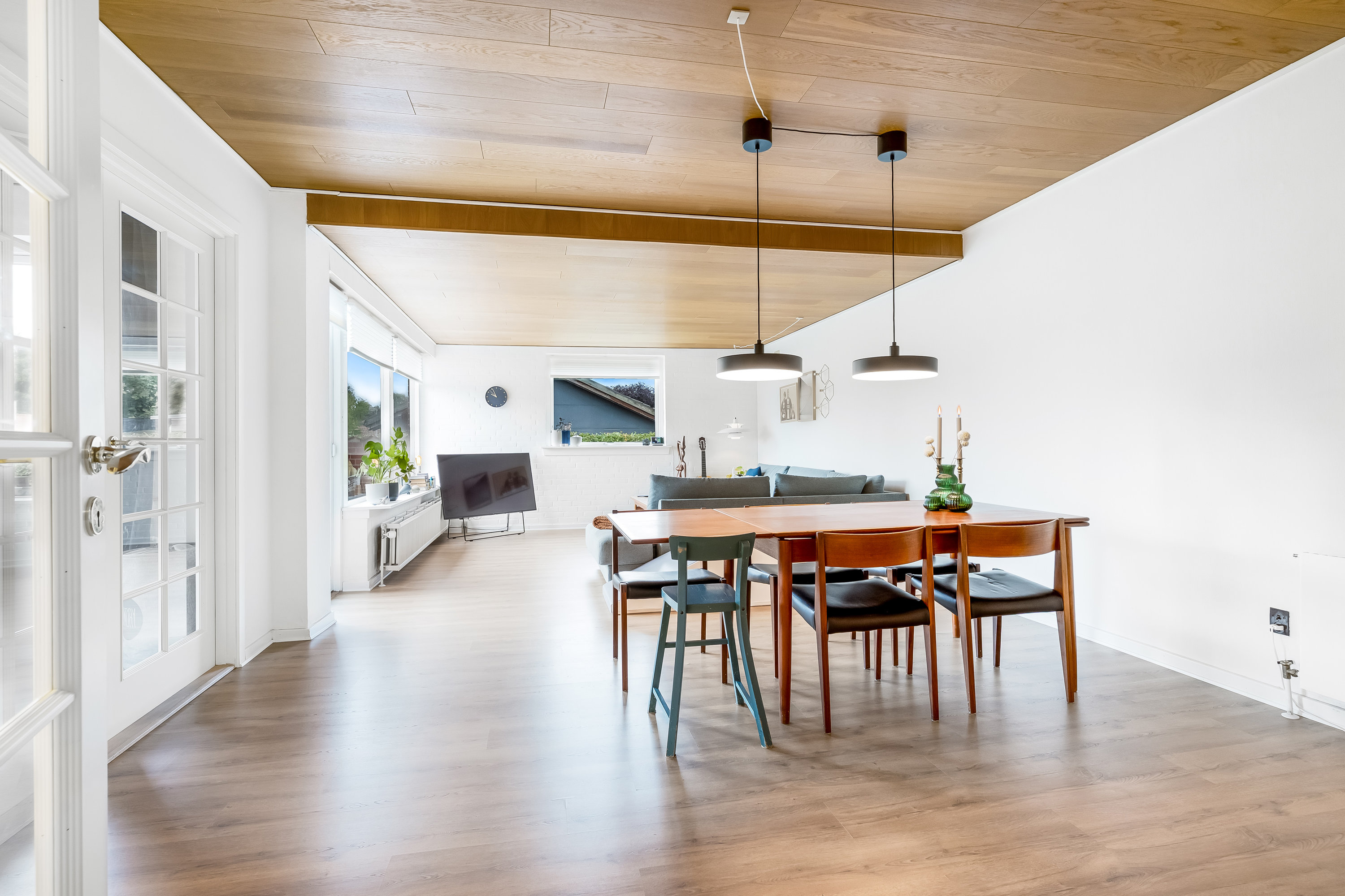 Fremhævet stue billede i fuldskærmstilstand. Billede af Bannestrupvej 6, Tvis, 7500 Holstebro