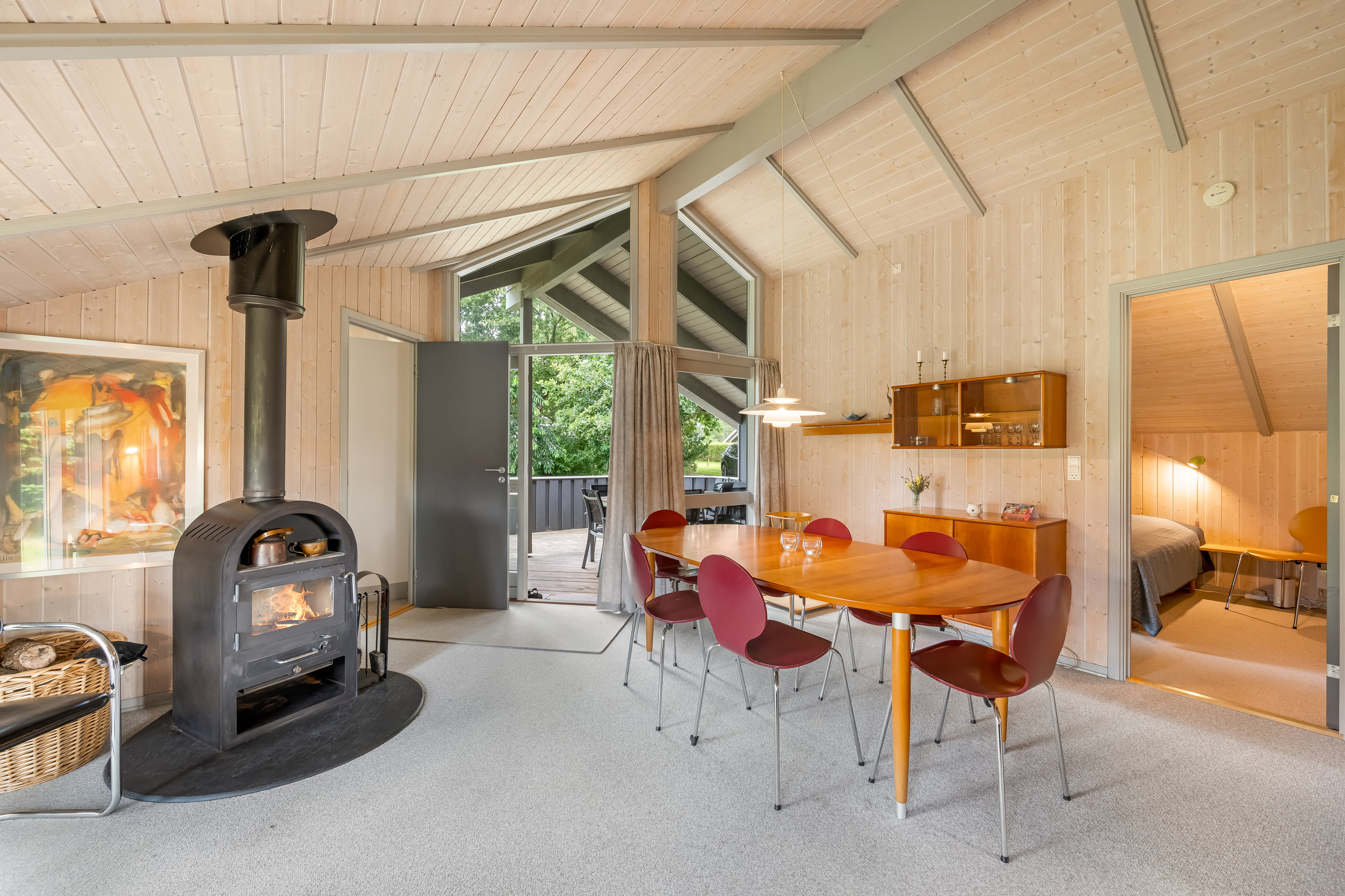 Fremhævet stue billede i fuldskærmstilstand. Billede af Ildervej 20, 6893 Hemmet