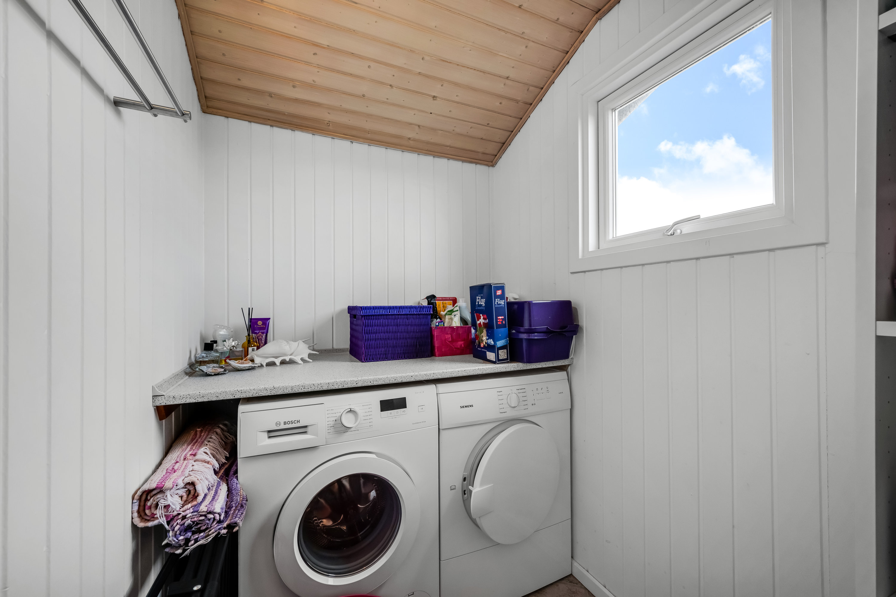 Fremhævet bryggers billede i fuldskærmstilstand. Billede af Kirstinevej 90, Bjerregaard, 6960 Hvide Sande