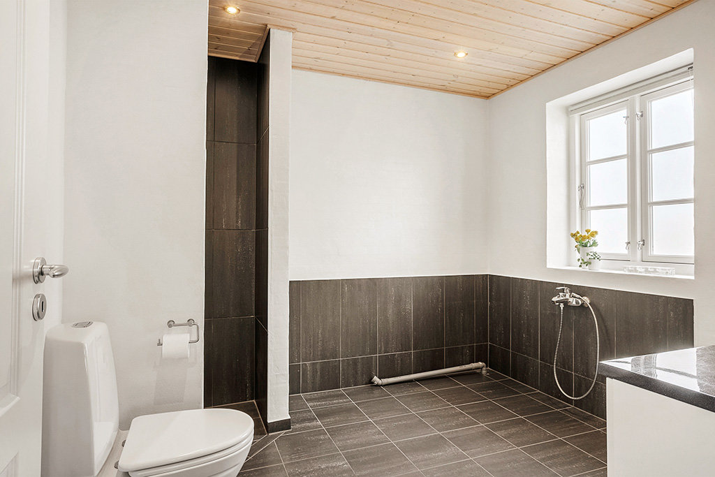 Fremhævet badeværelse billede i fuldskærmstilstand. Billede af Vestergade 25, 6650 Brørup