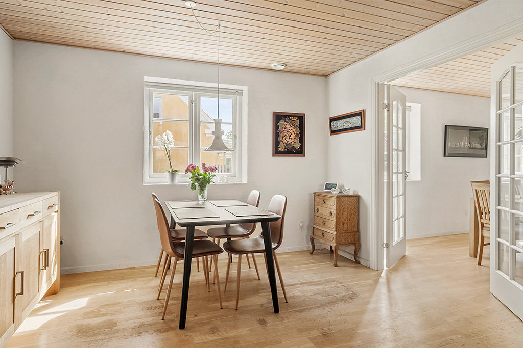 Fremhævet spisetue billede i fuldskærmstilstand. Billede af Vestergade 25, 6650 Brørup